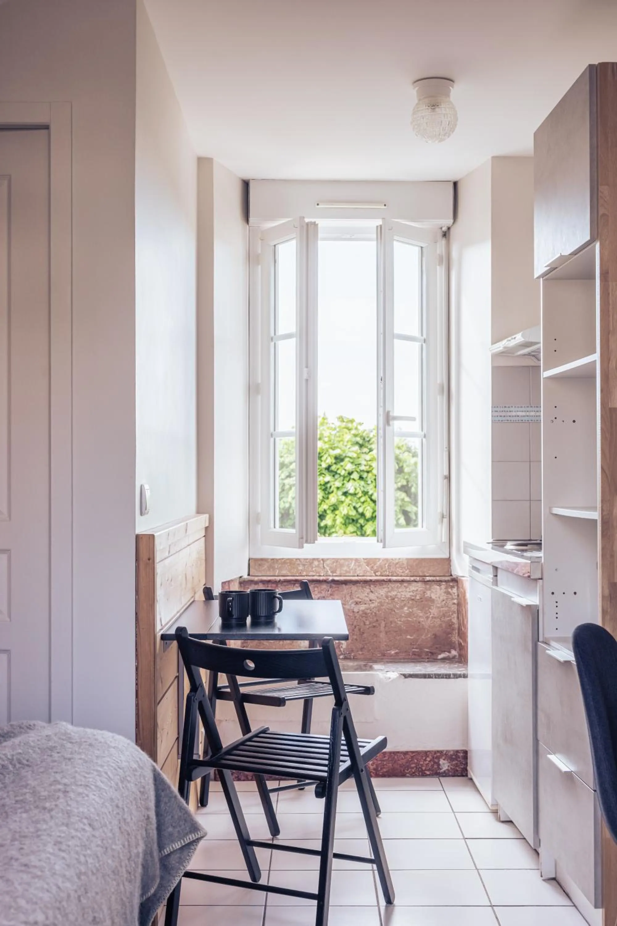 Kitchen or kitchenette in Appart-Hotel Les Palombieres