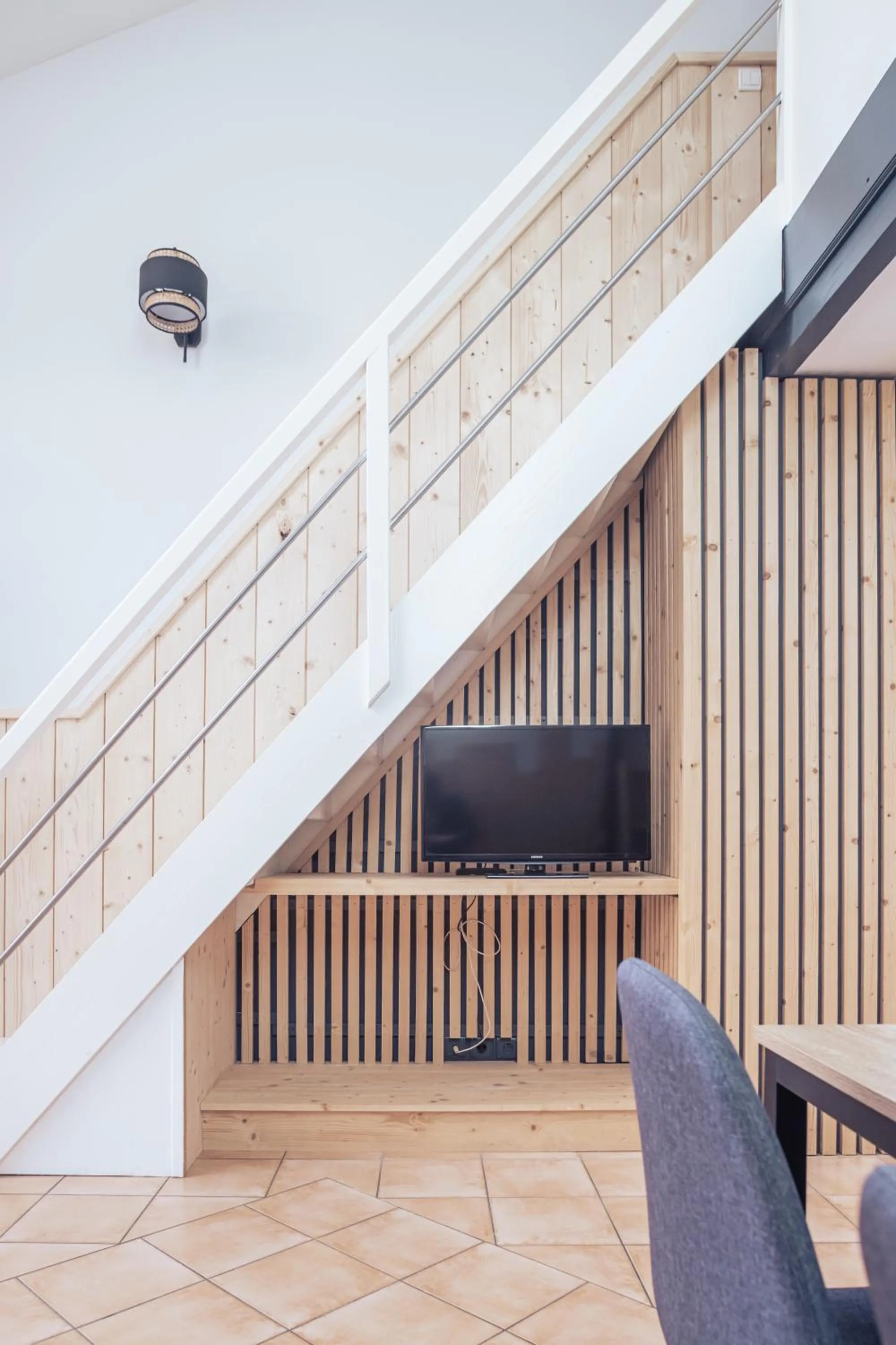 TV and multimedia in Le Clos du 5 - Appart Hotel Bagneres