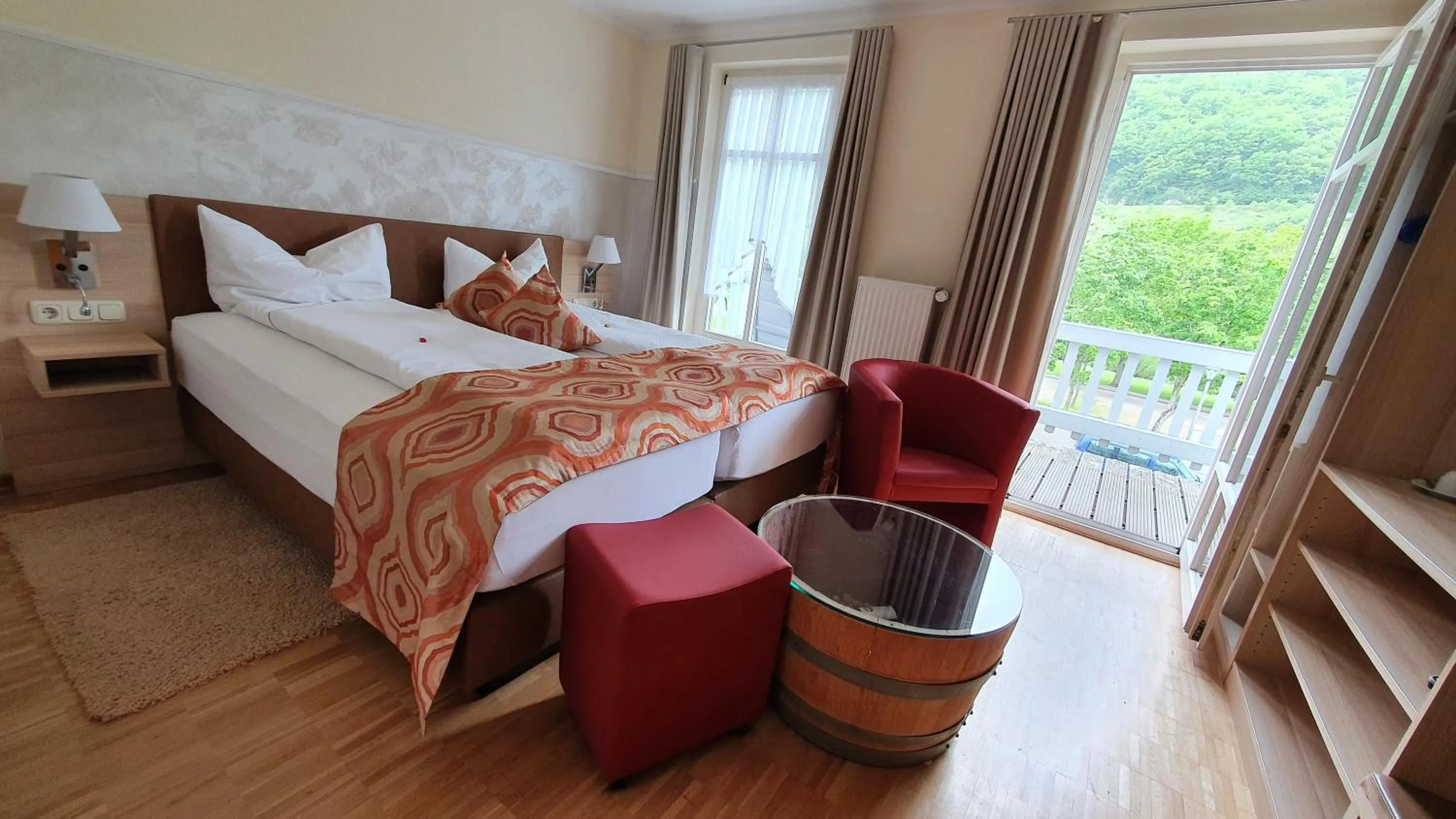 Bed in Hotel Zum Anker-THULLs Restaurant