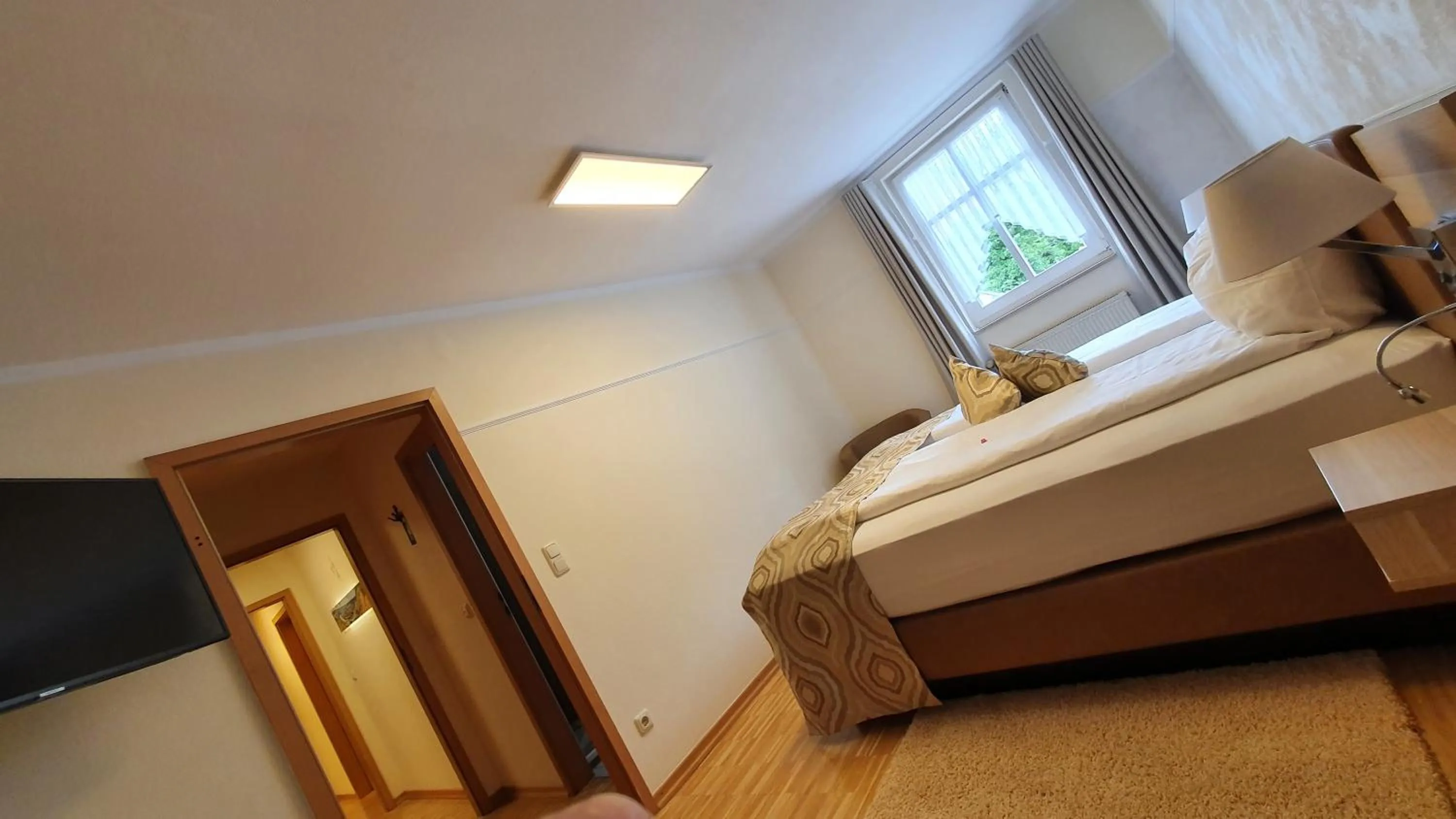 Bed in Hotel Zum Anker-THULLs Restaurant