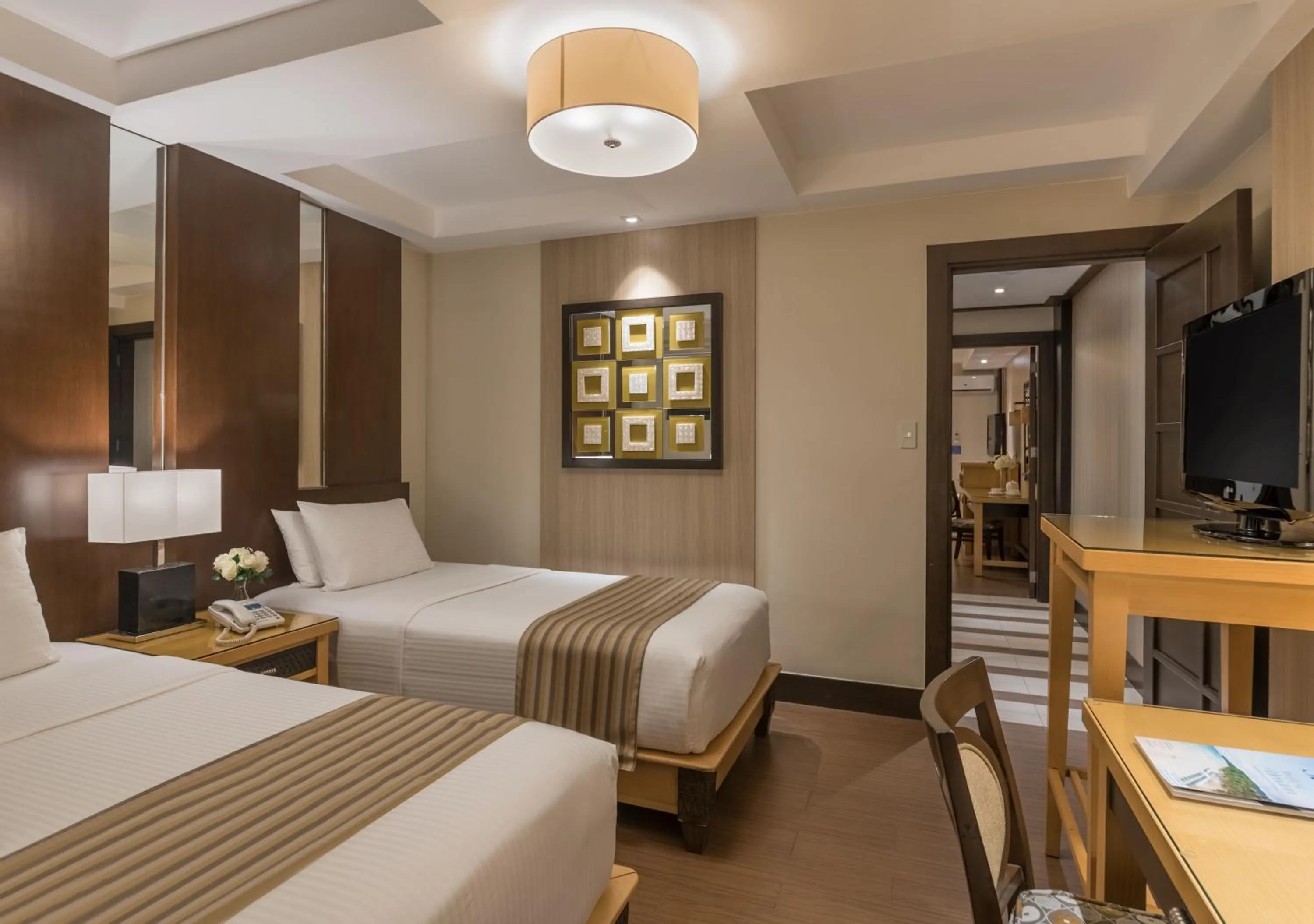 Bed in Henann Lagoon Resort