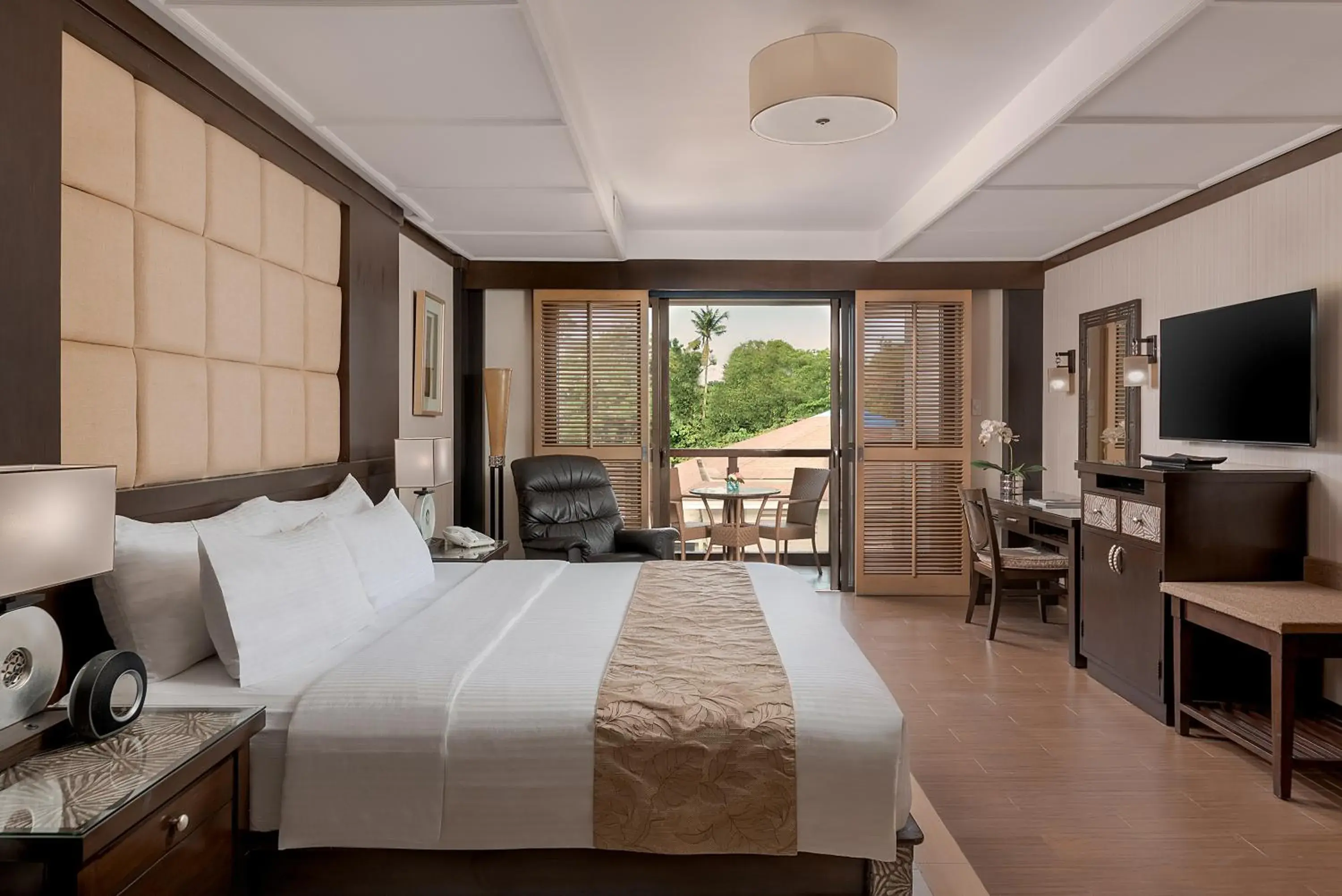 Bed in Henann Lagoon Resort Bed in Henann Lagoon Resort