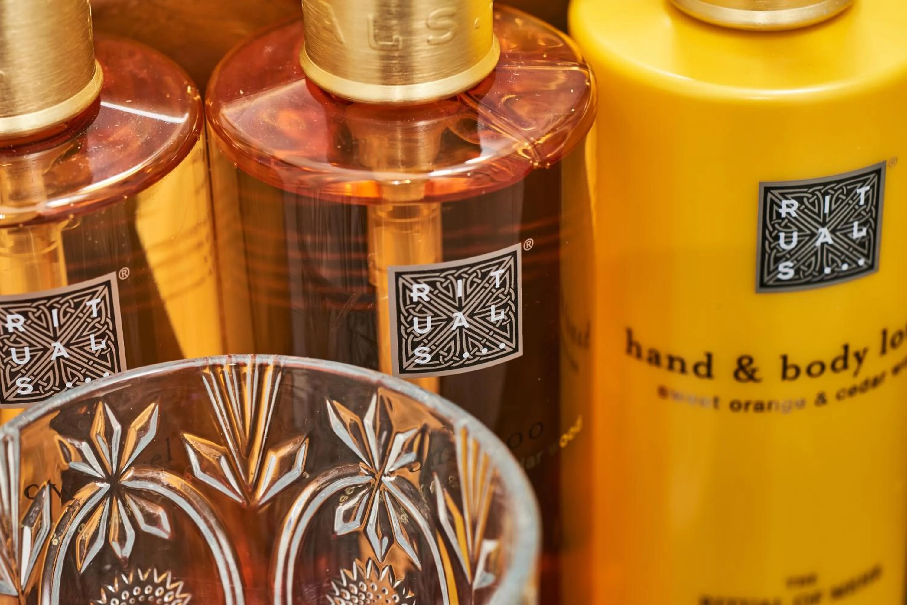 Bathroom in Hôtel Le Versailles