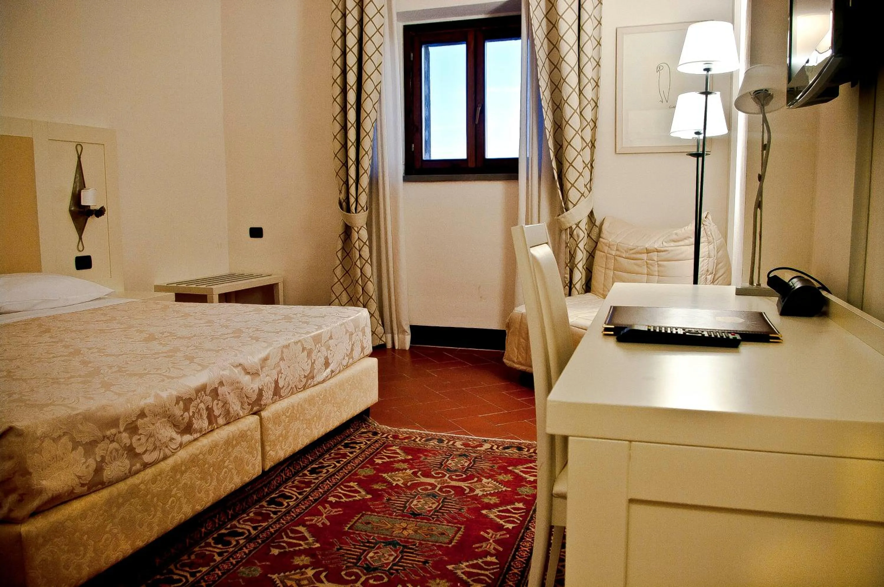 Bed in Hotel San Miniato