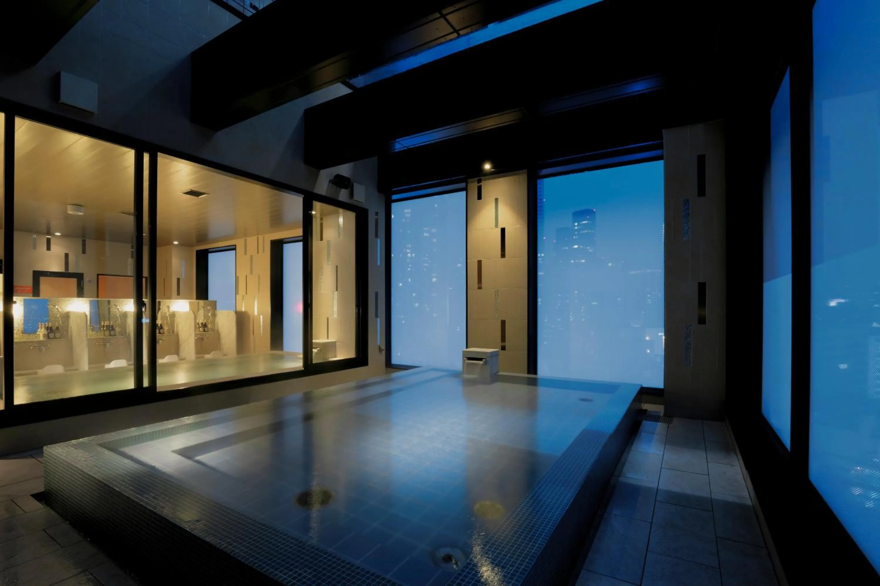 Open Air Bath in Candeo Hotels Tokyo Roppongi