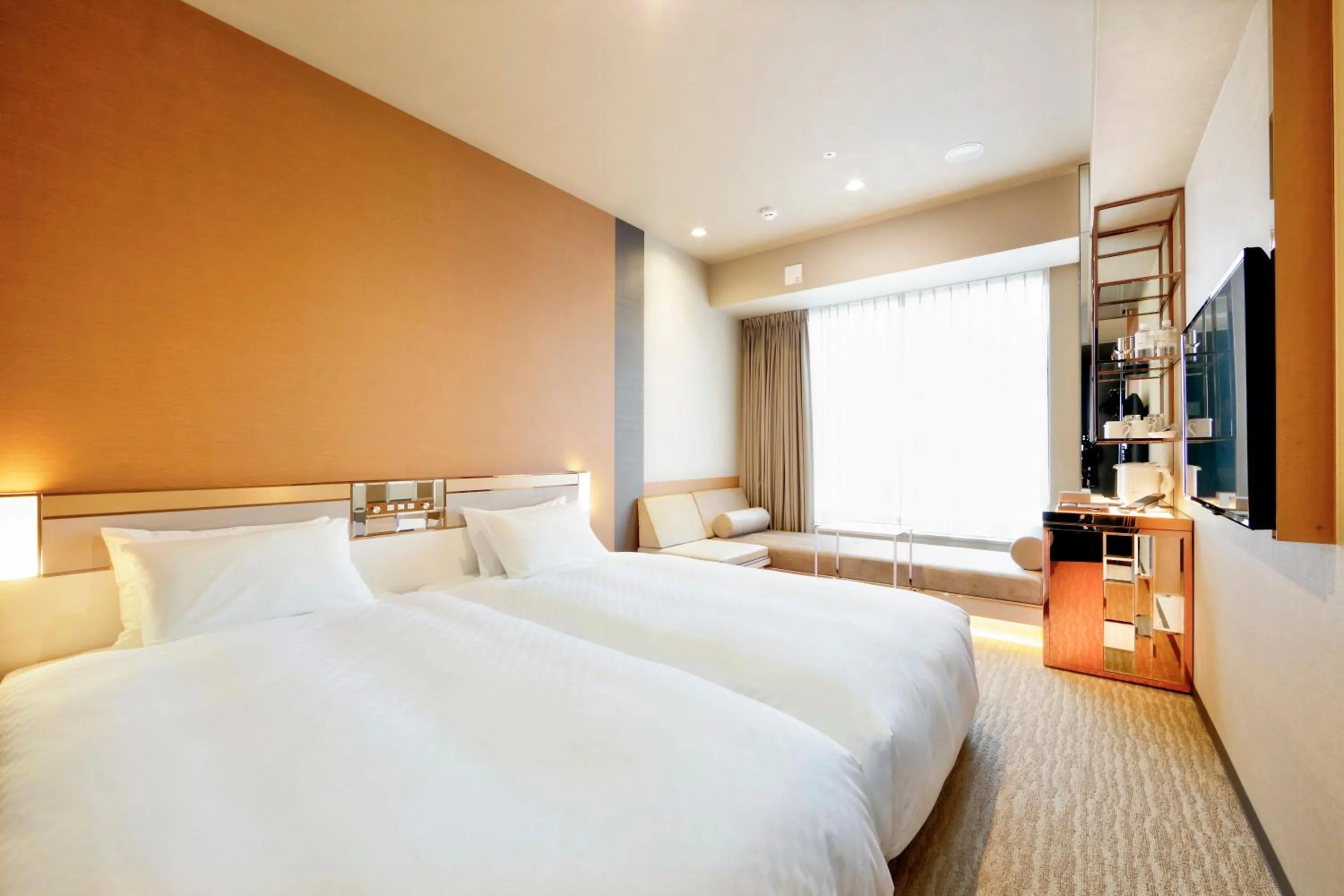 Photo of the whole room, Bed in Candeo Hotels Tokyo Roppongi