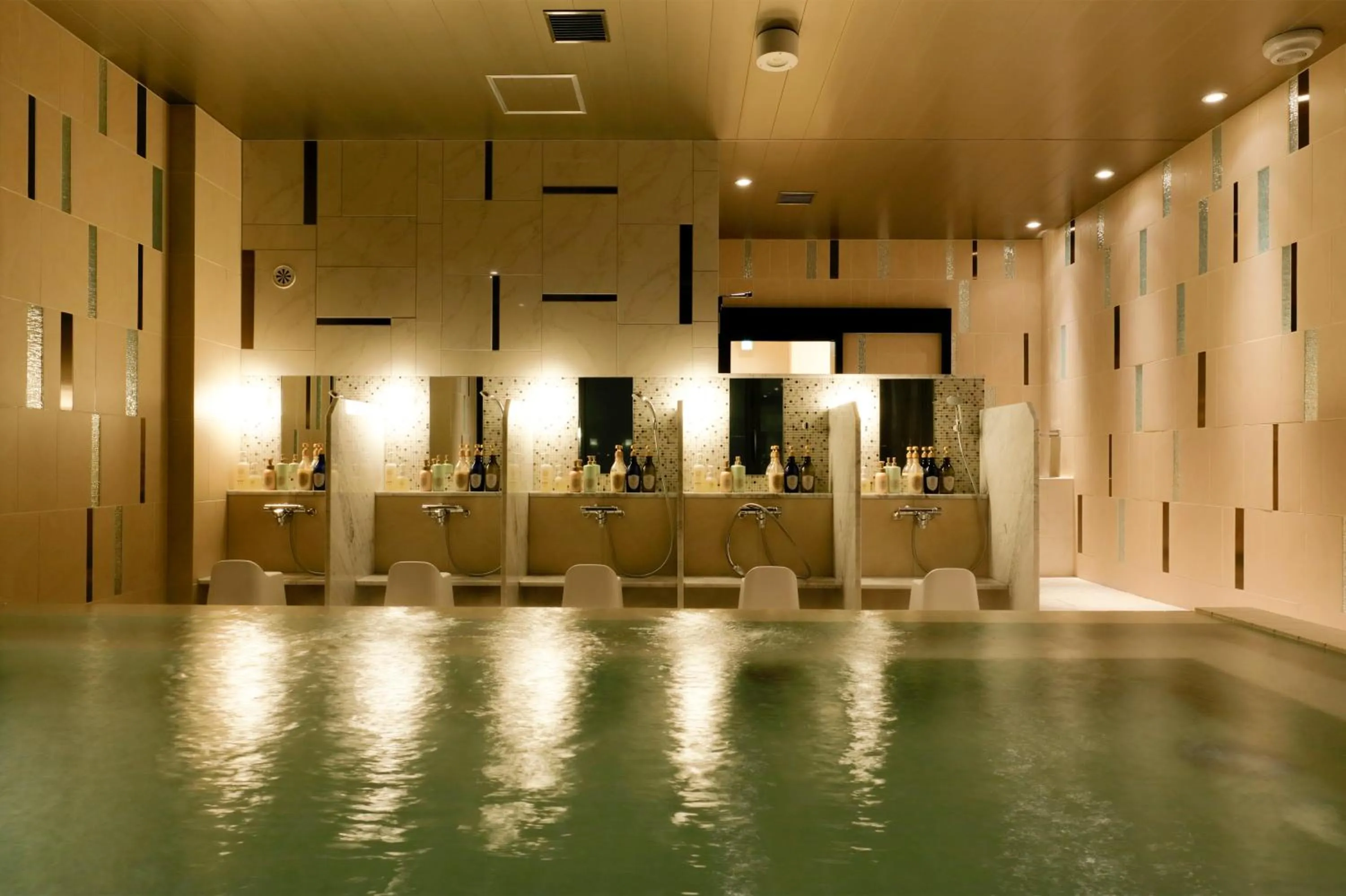 Open Air Bath in Candeo Hotels Tokyo Roppongi