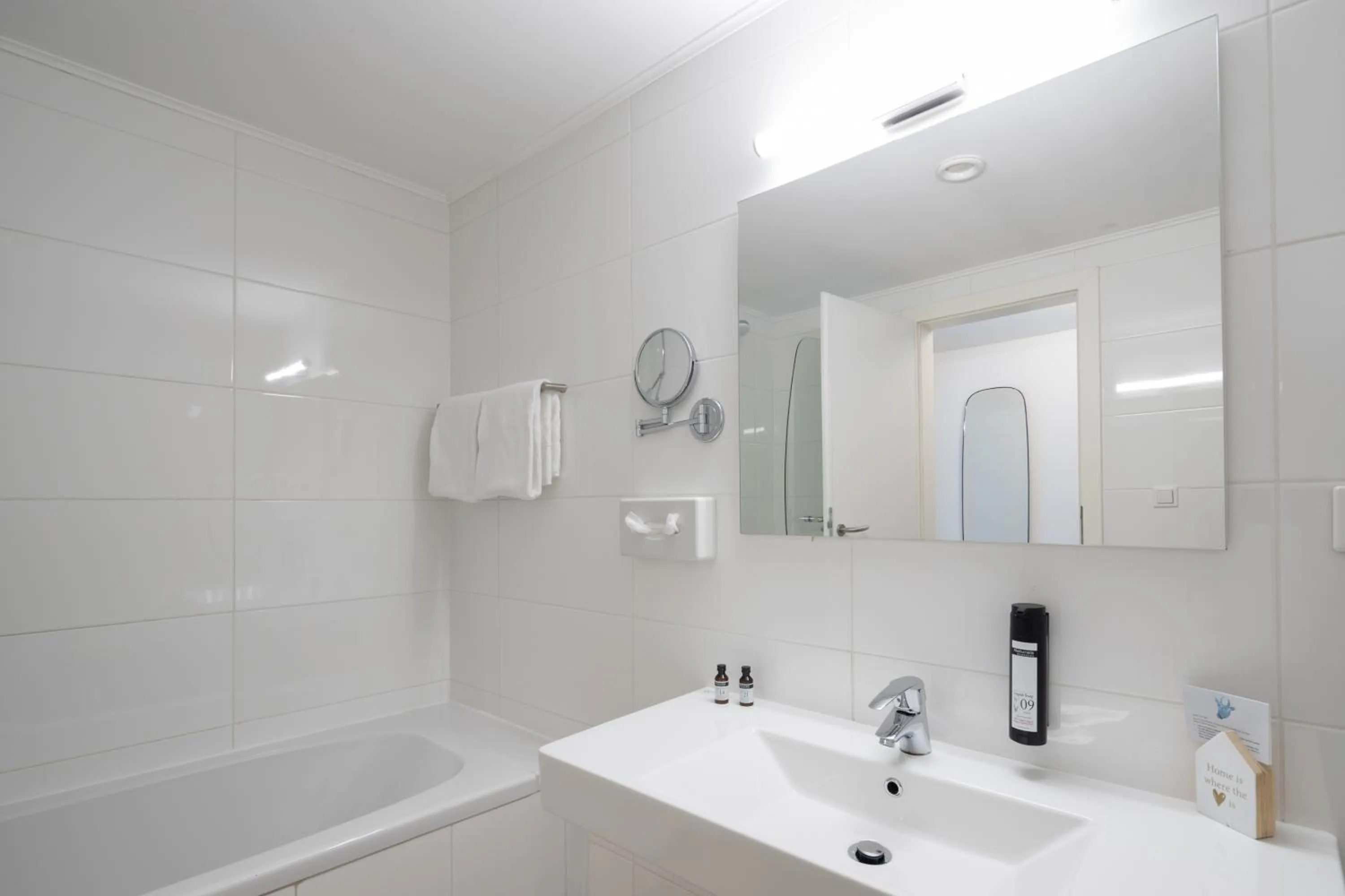 Bathroom in Q! Hotel Maria Theresia