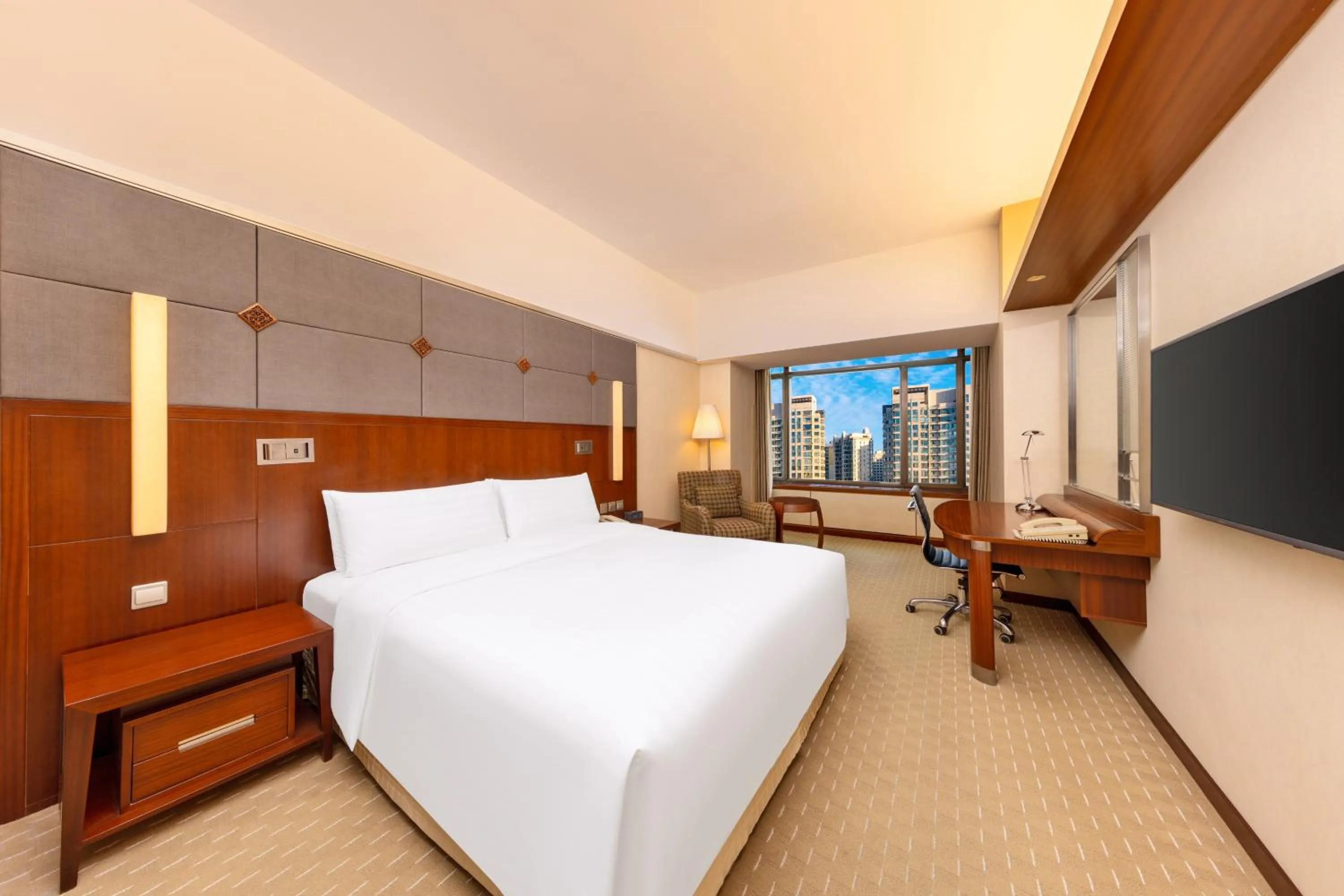 Bed in Shangri-La Harbin