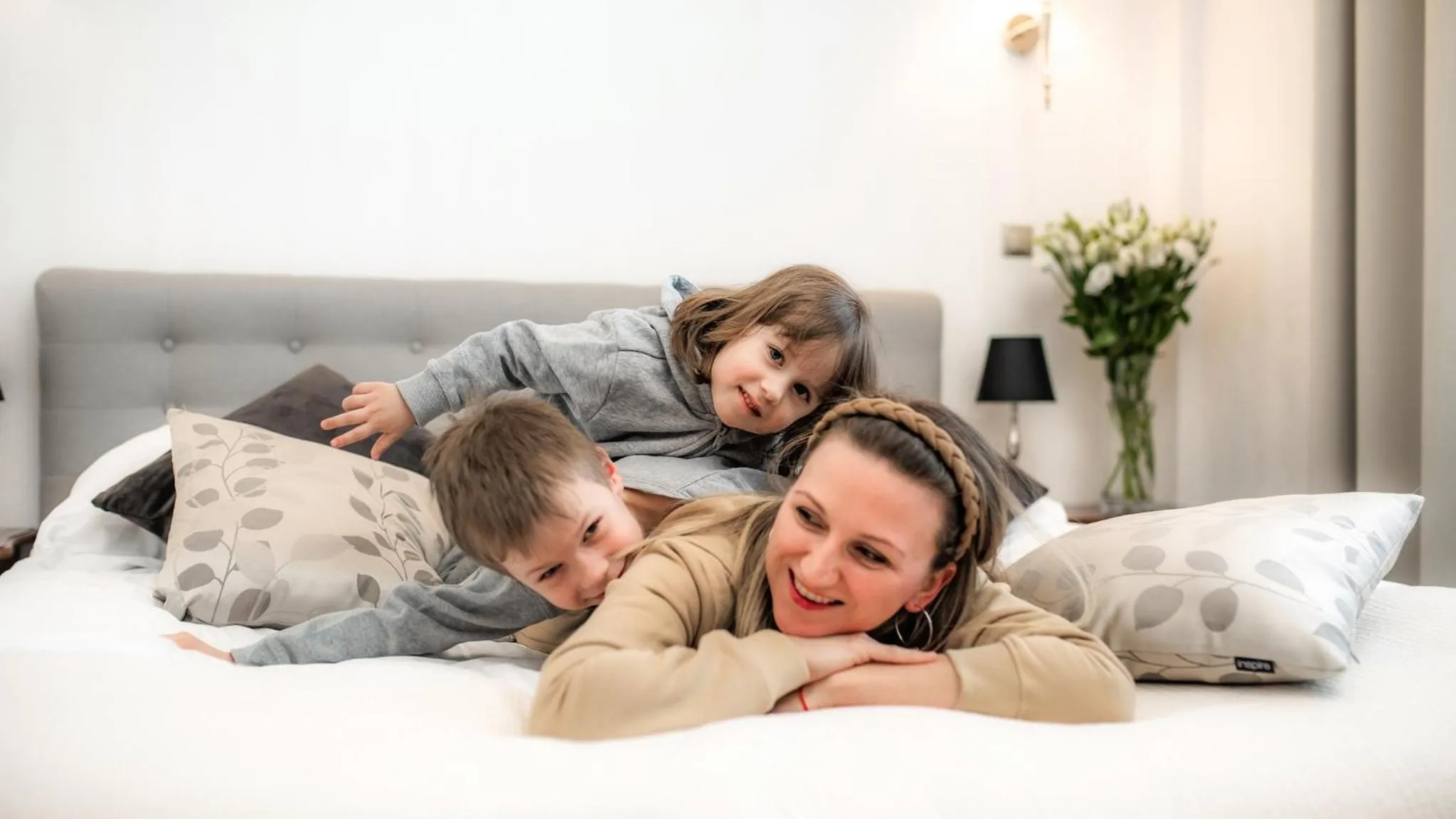 Family, Bed in Hotel Park Kajetany