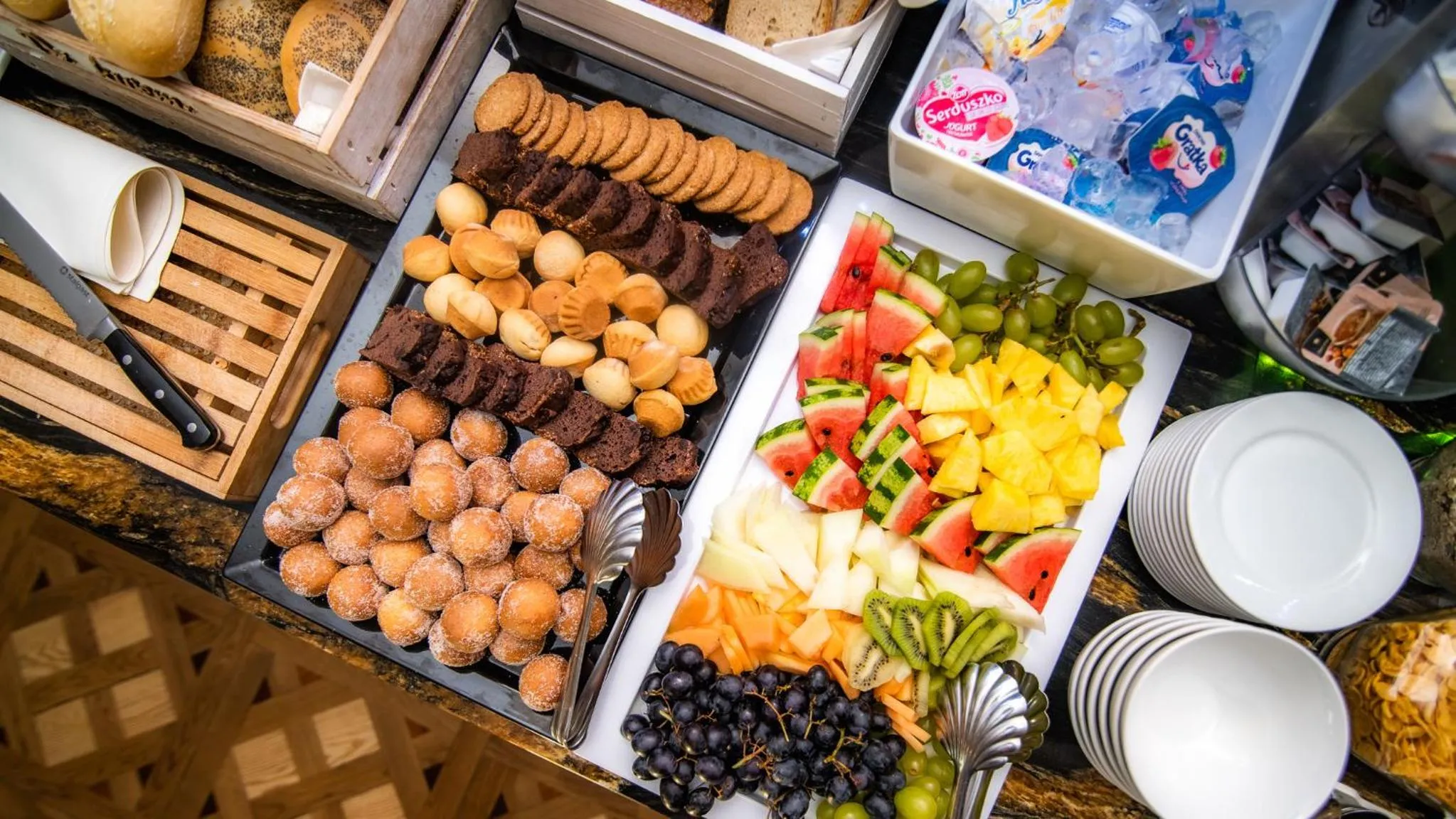 Restaurant/places to eat in Hotel Park Kajetany