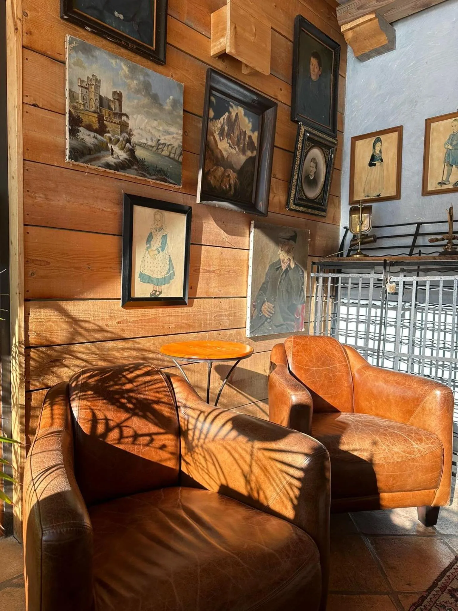 Living room in Hôtel Le Jeu de Paume