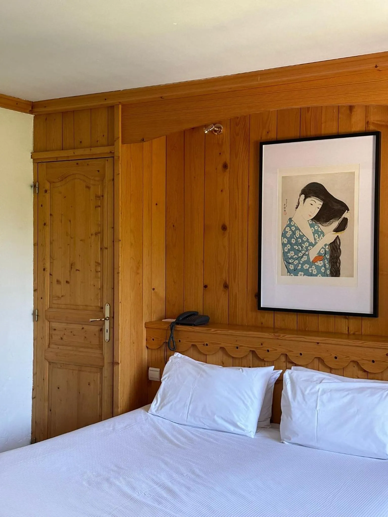 Bed in Hôtel Le Jeu de Paume