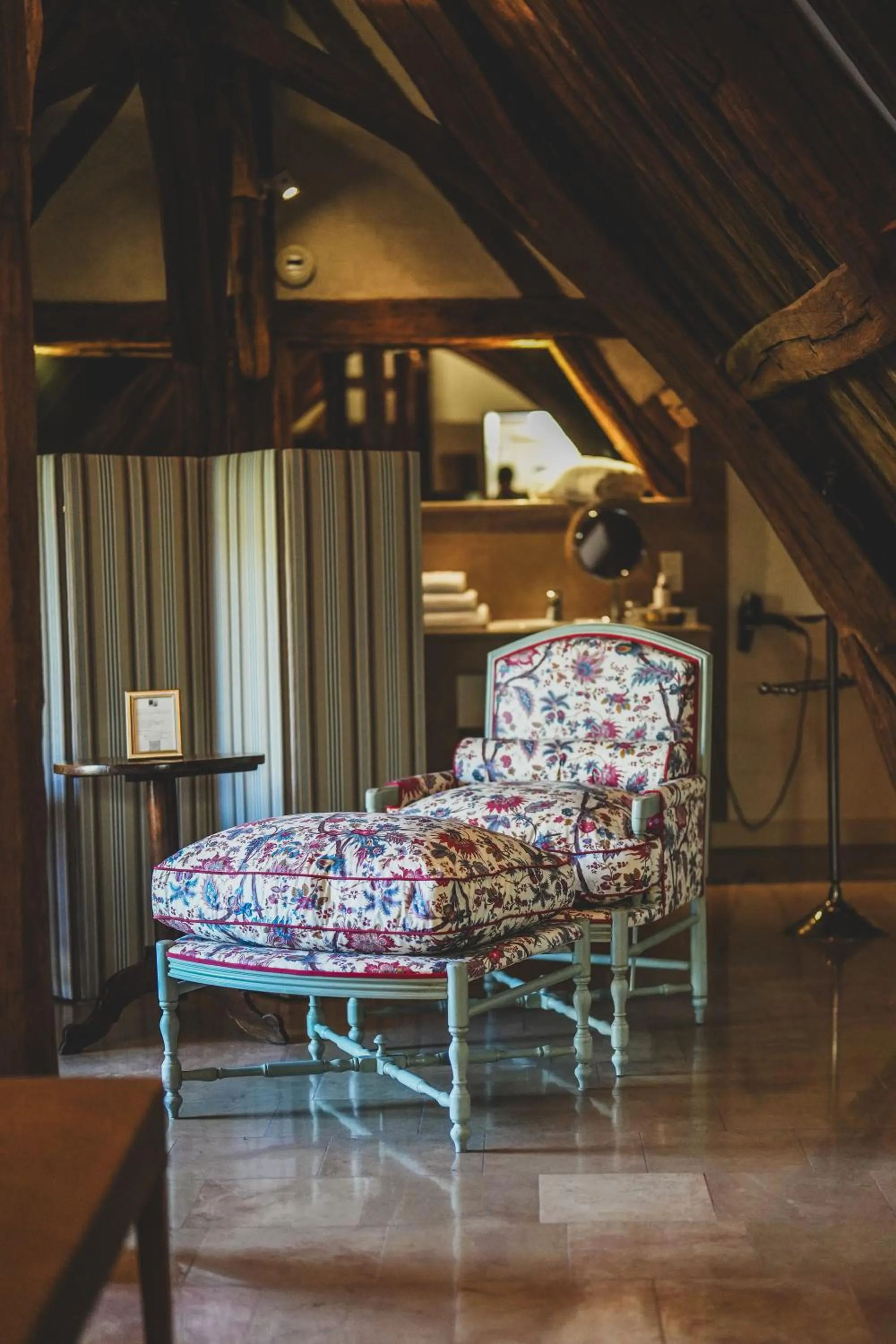 Seating area in Le Champ des Oiseaux Hôtel & Spa