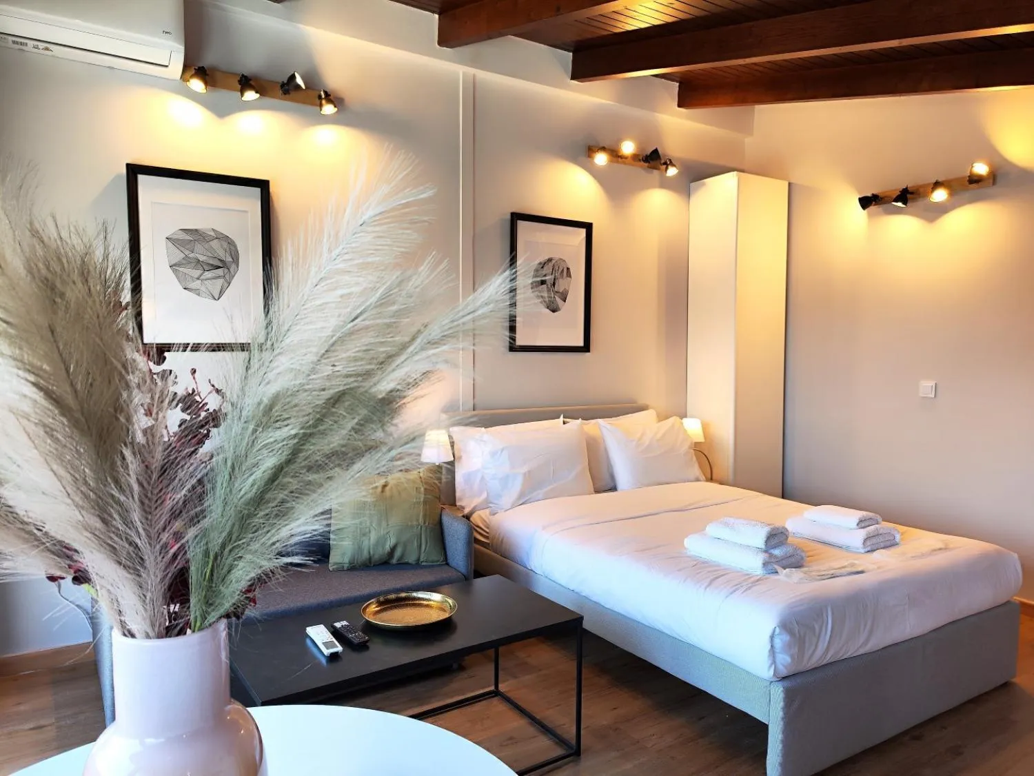 Bed in Vivo Apartments