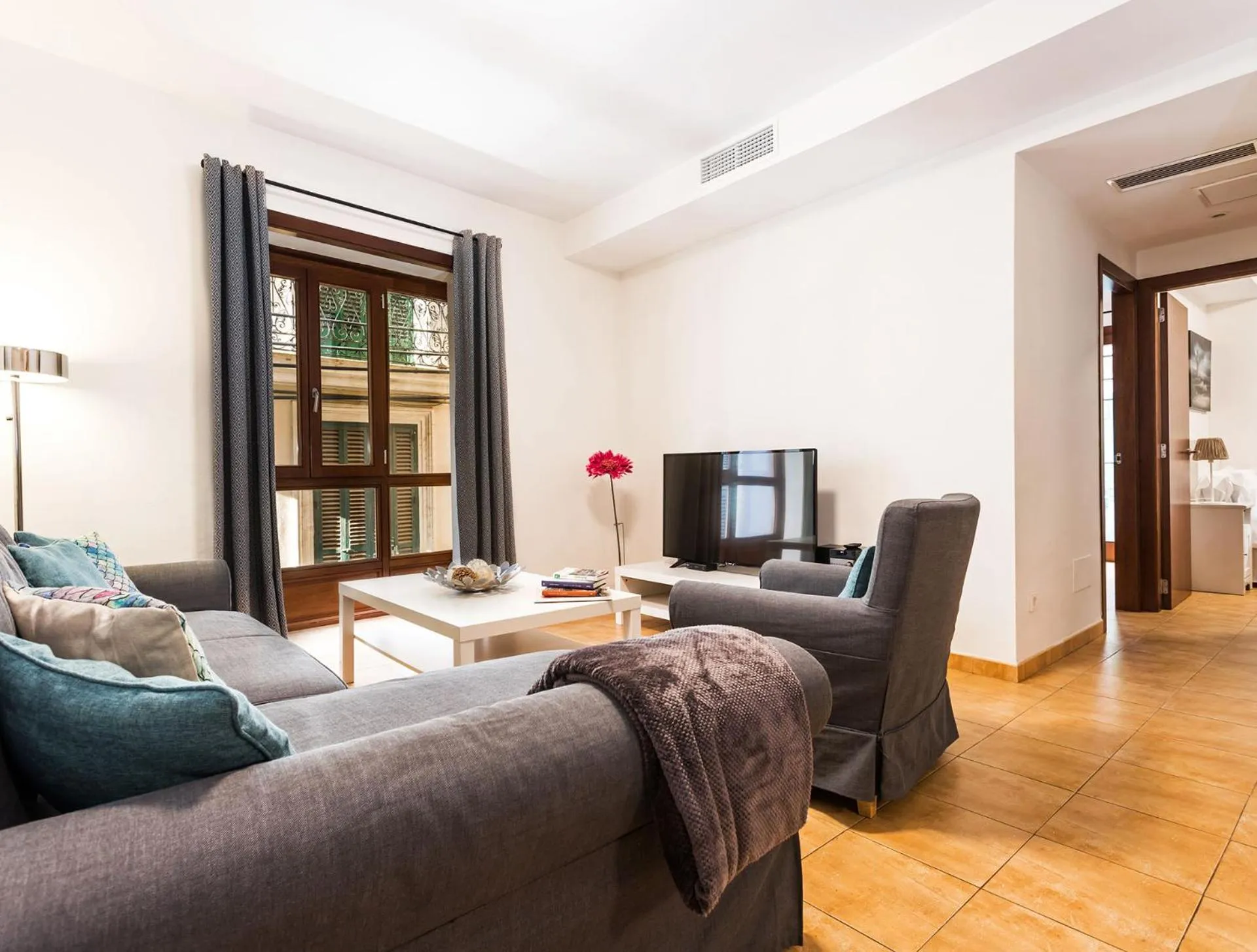 Communal lounge/ TV room in Mallorca Suites - Turismo de Interior