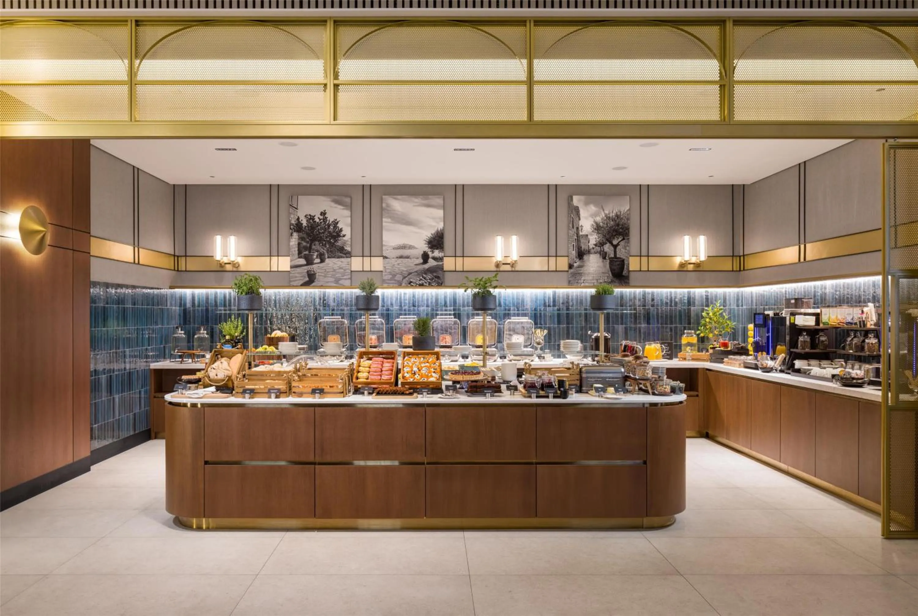 Breakfast in Radisson Blu Hotel, Kyiv City Centre