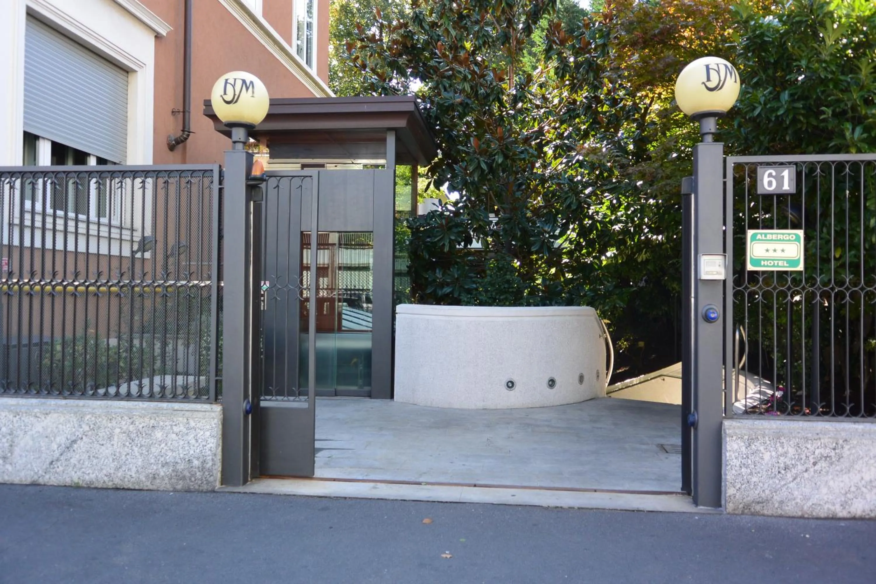 Facade/entrance in Hotel Metrò