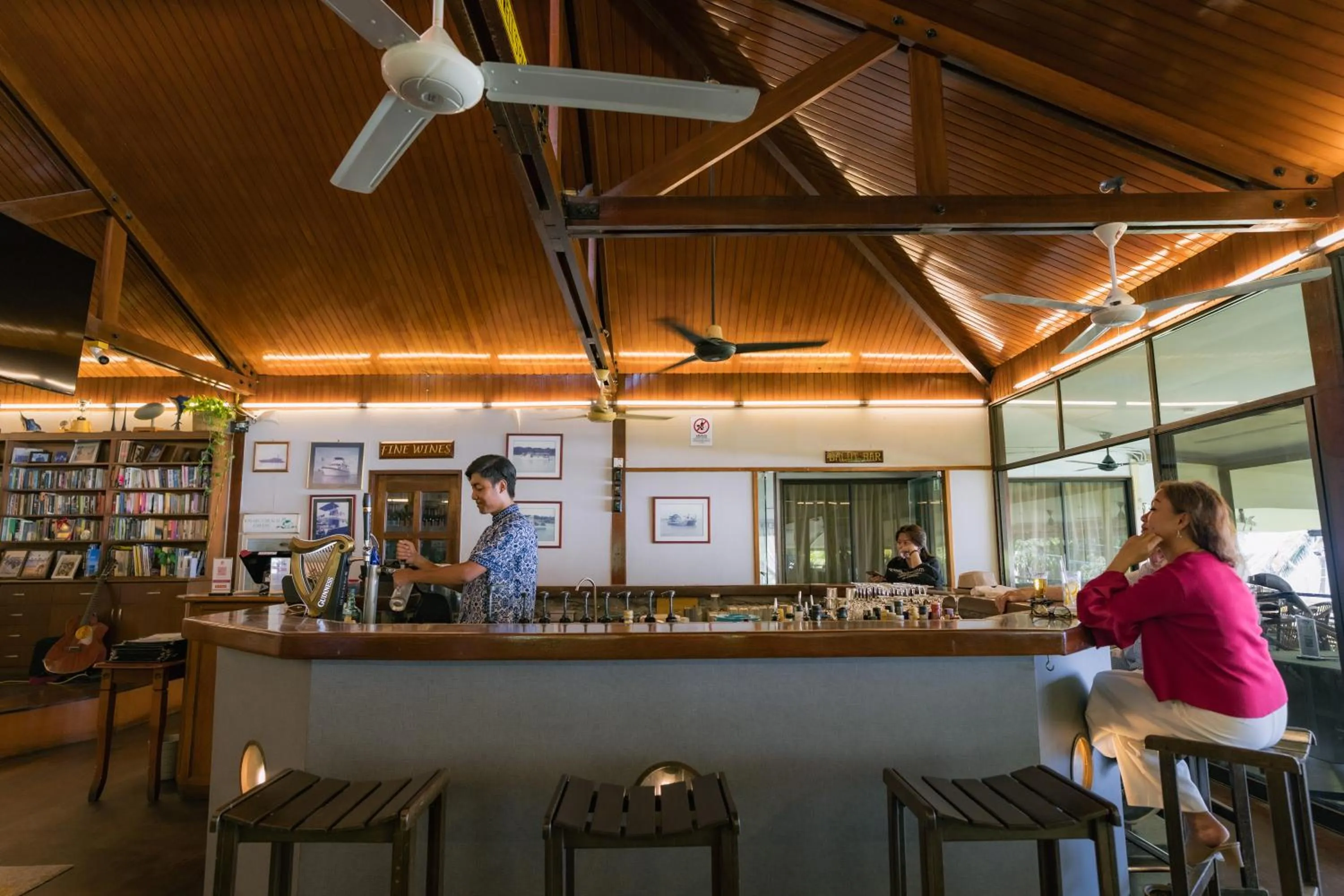 Restaurant/places to eat in Langkah Syabas Beach Resort