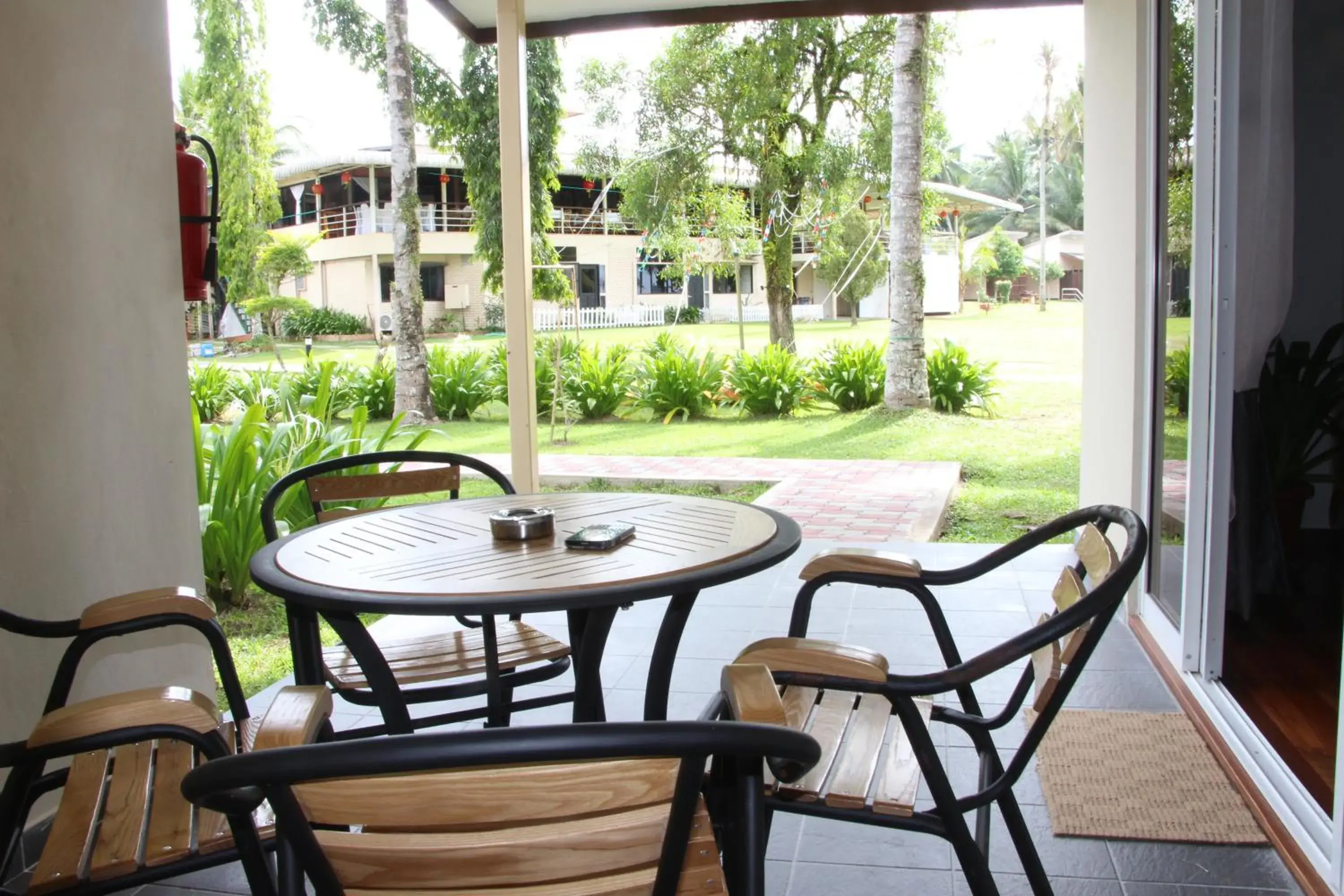 Restaurant/places to eat in Langkah Syabas Beach Resort