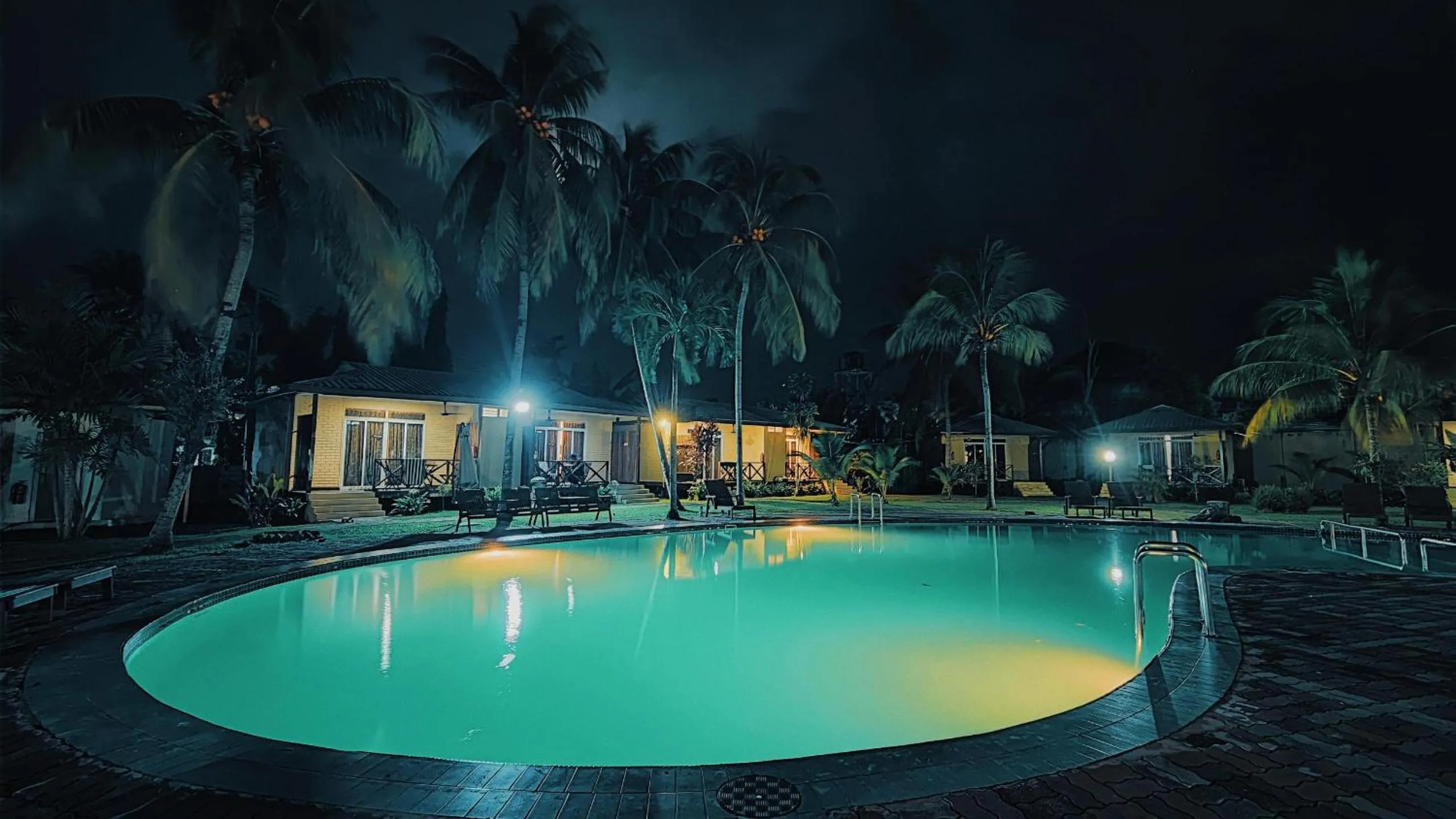 Swimming pool in Langkah Syabas Beach Resort