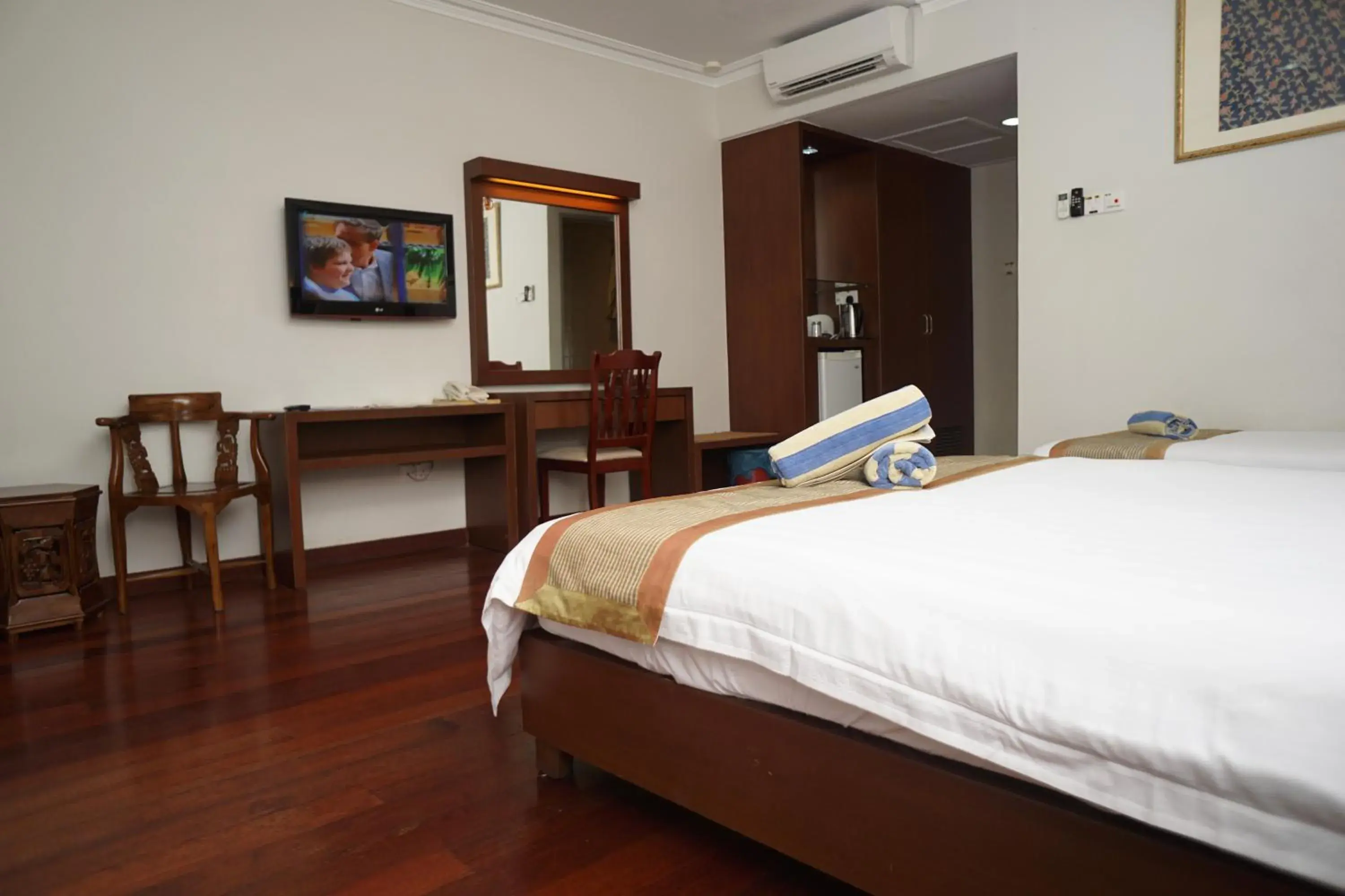 Bed in Langkah Syabas Beach Resort