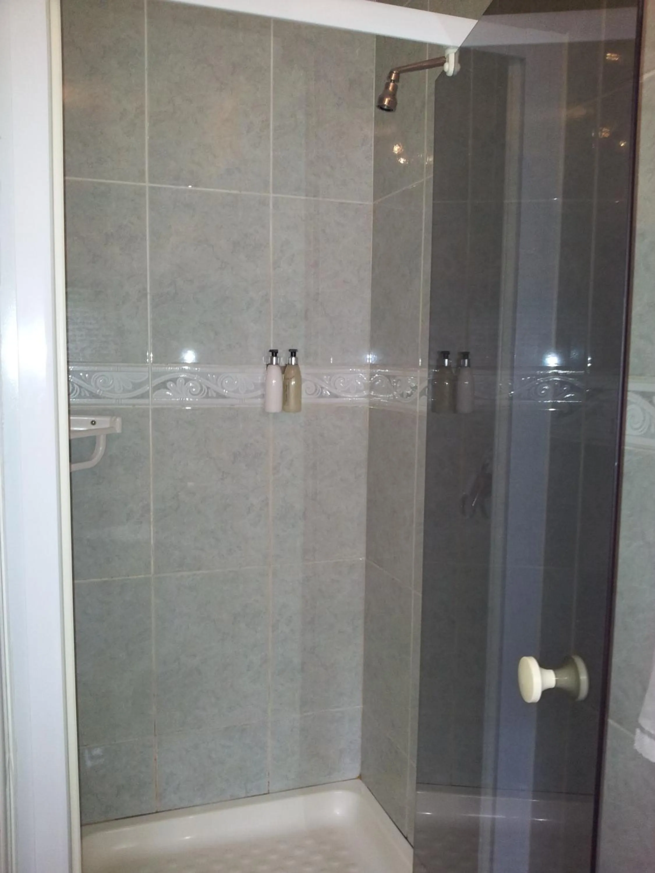 Bathroom in Waterfront Lodge