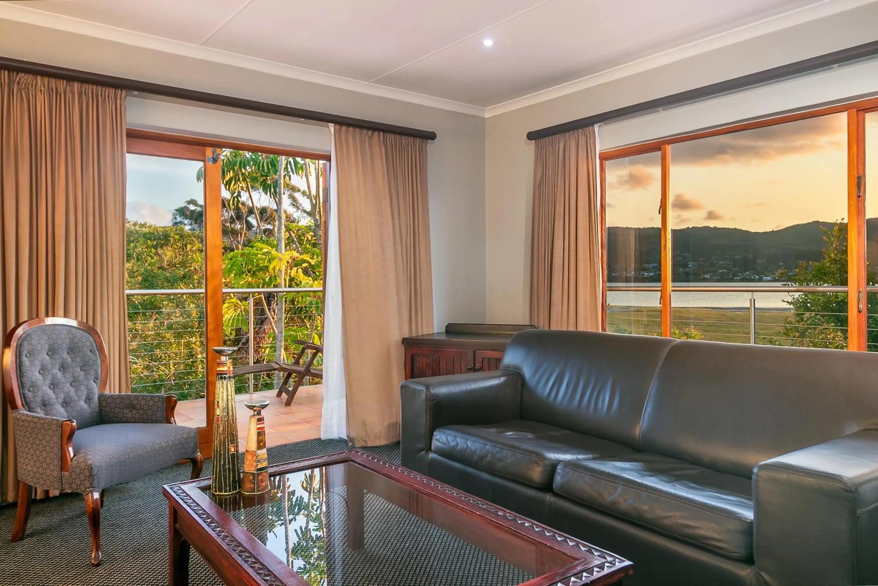 Seating area in Waterfront Lodge