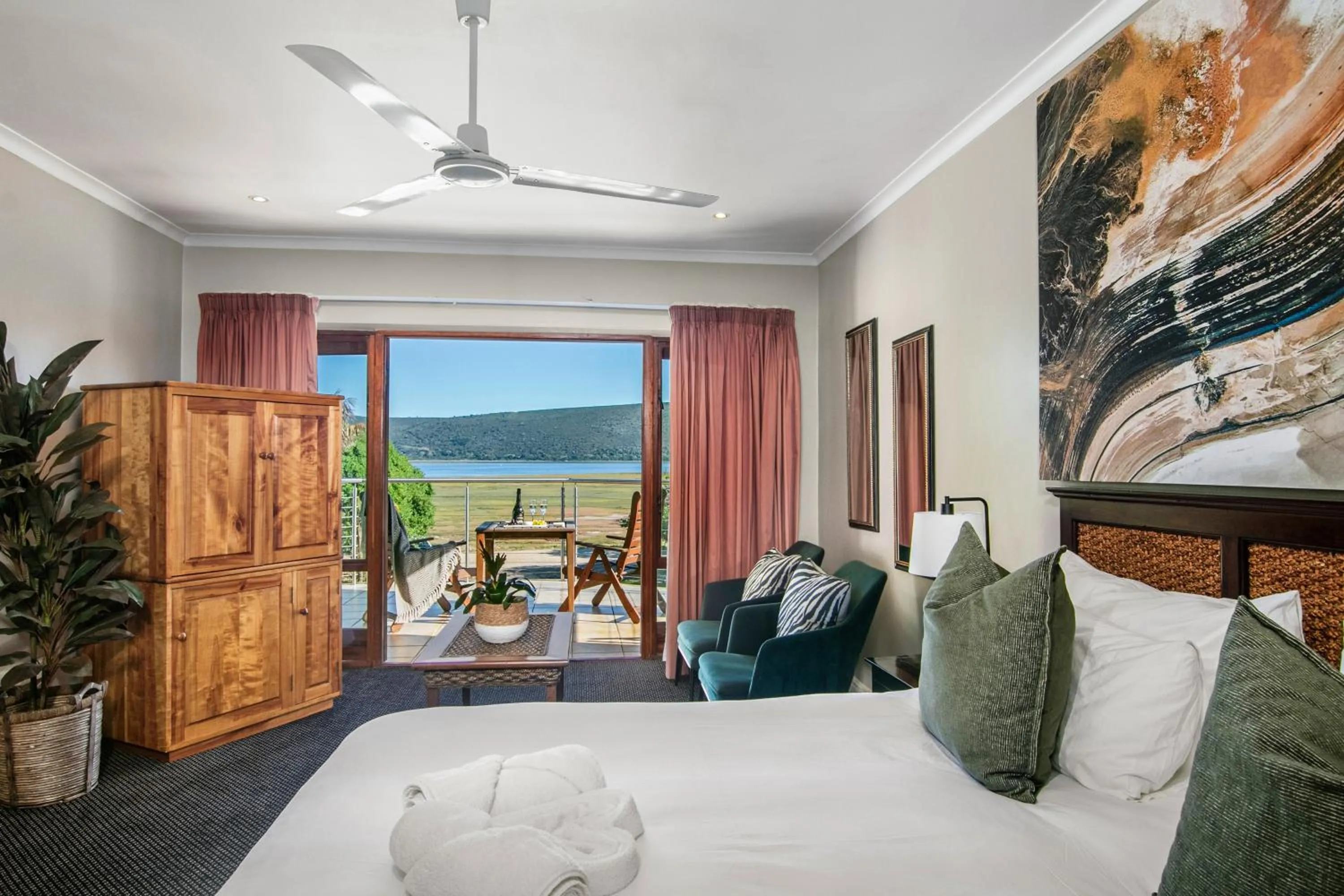 Bed in Waterfront Lodge