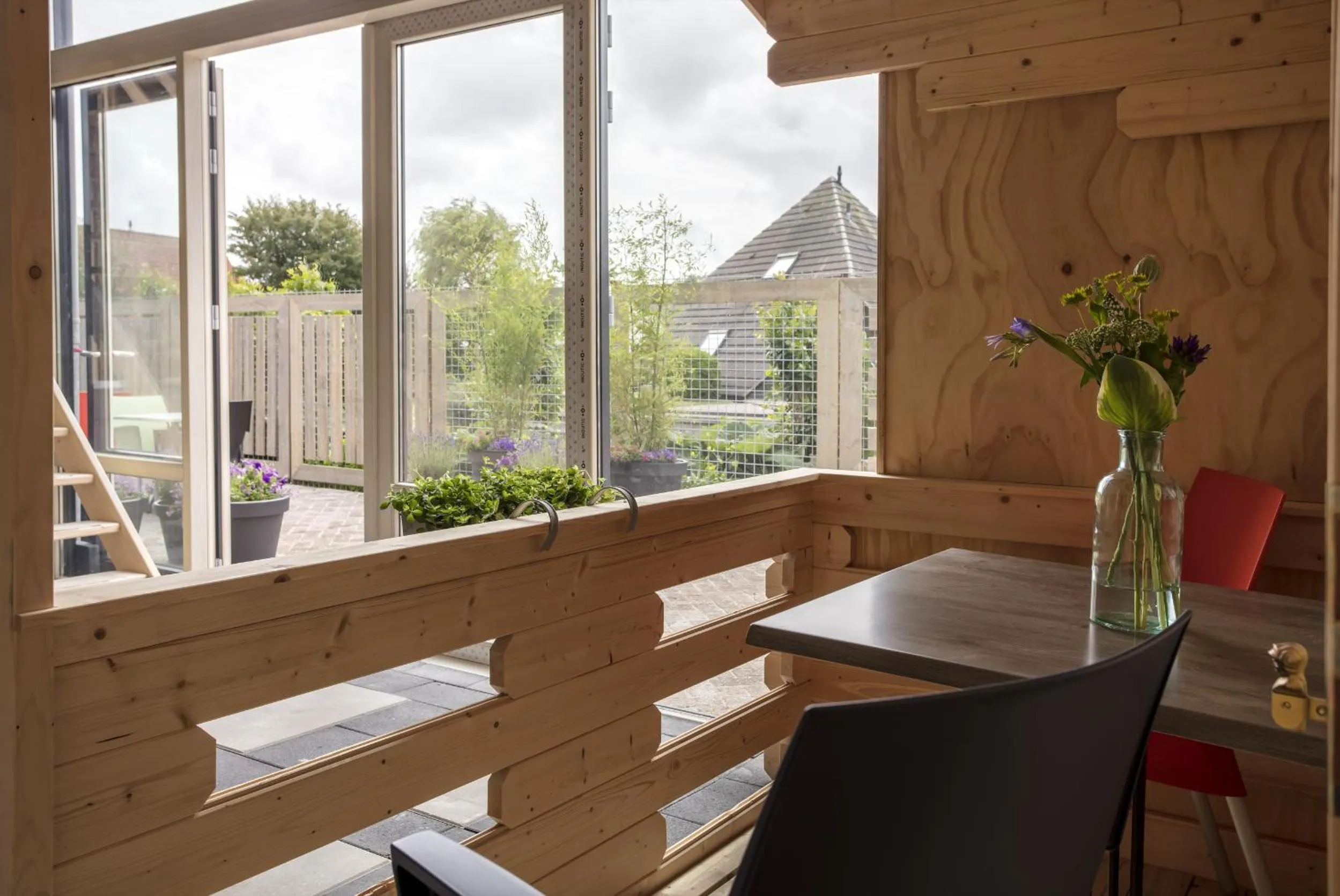 Property building in Lodgehotel de Lelie