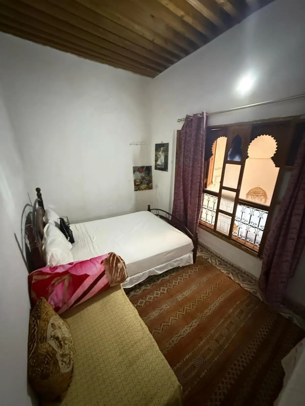 Toilet, Bed in Dar Elkorchi