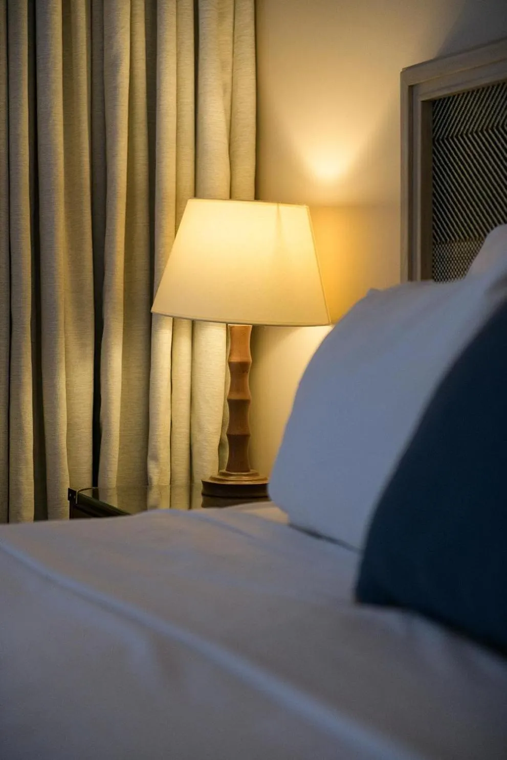 Photo of the whole room, Bed in Makryammos