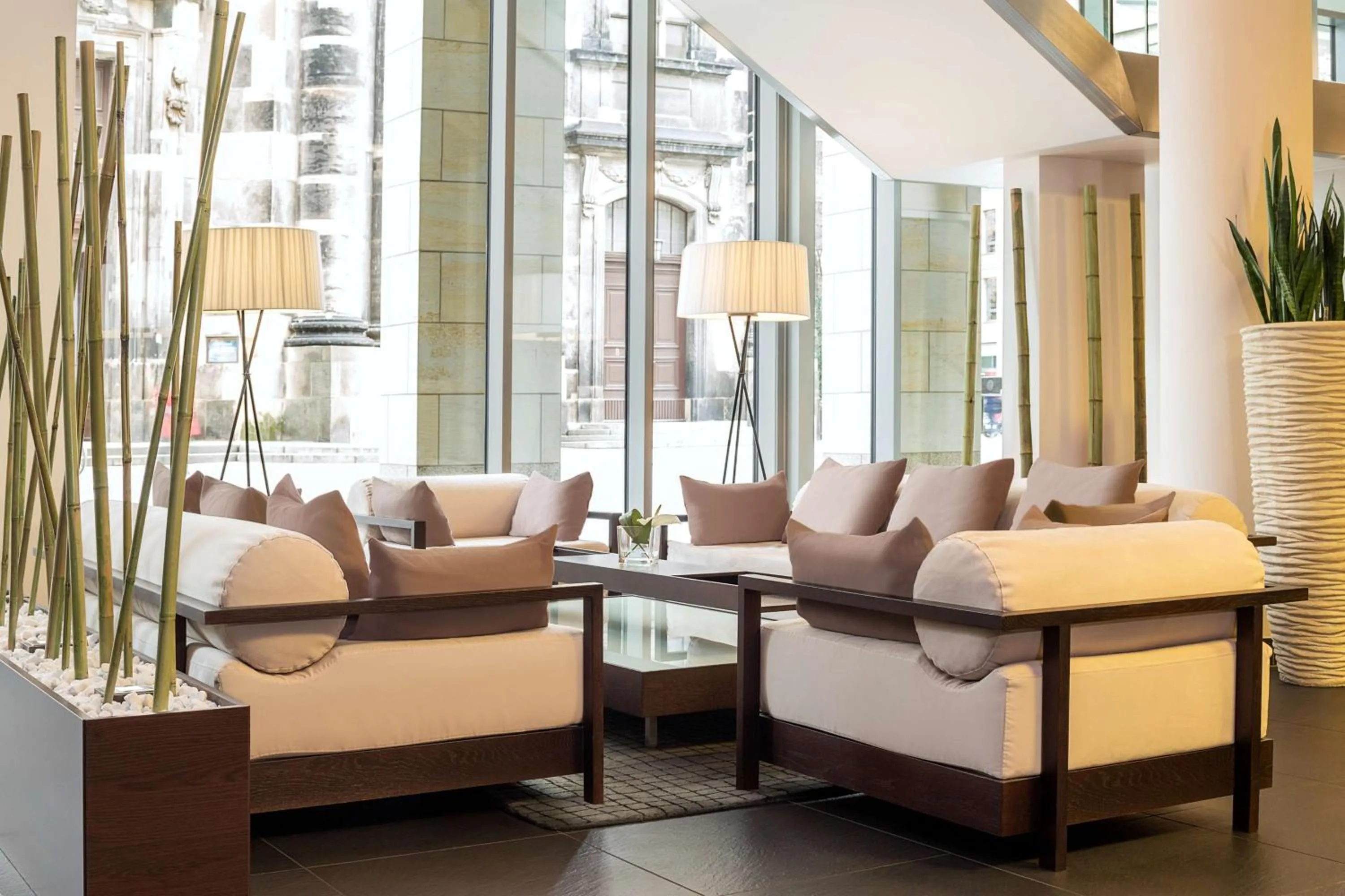 Lobby or reception in NH Collection Dresden Altmarkt