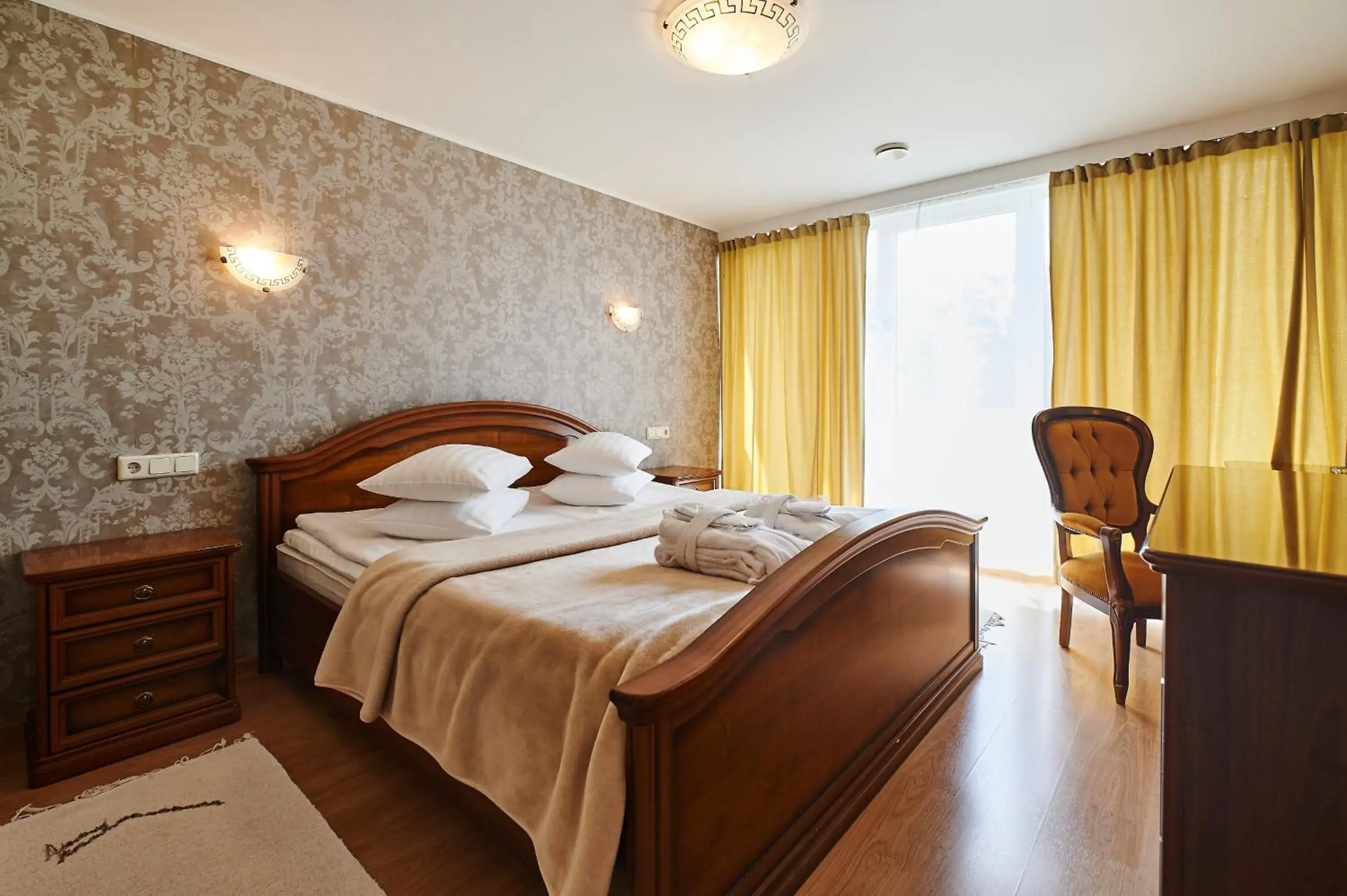 Presidential Suite with Spa Access in Asa Spa Hotel Presidential Suite with Spa Access in Asa Spa Hotel