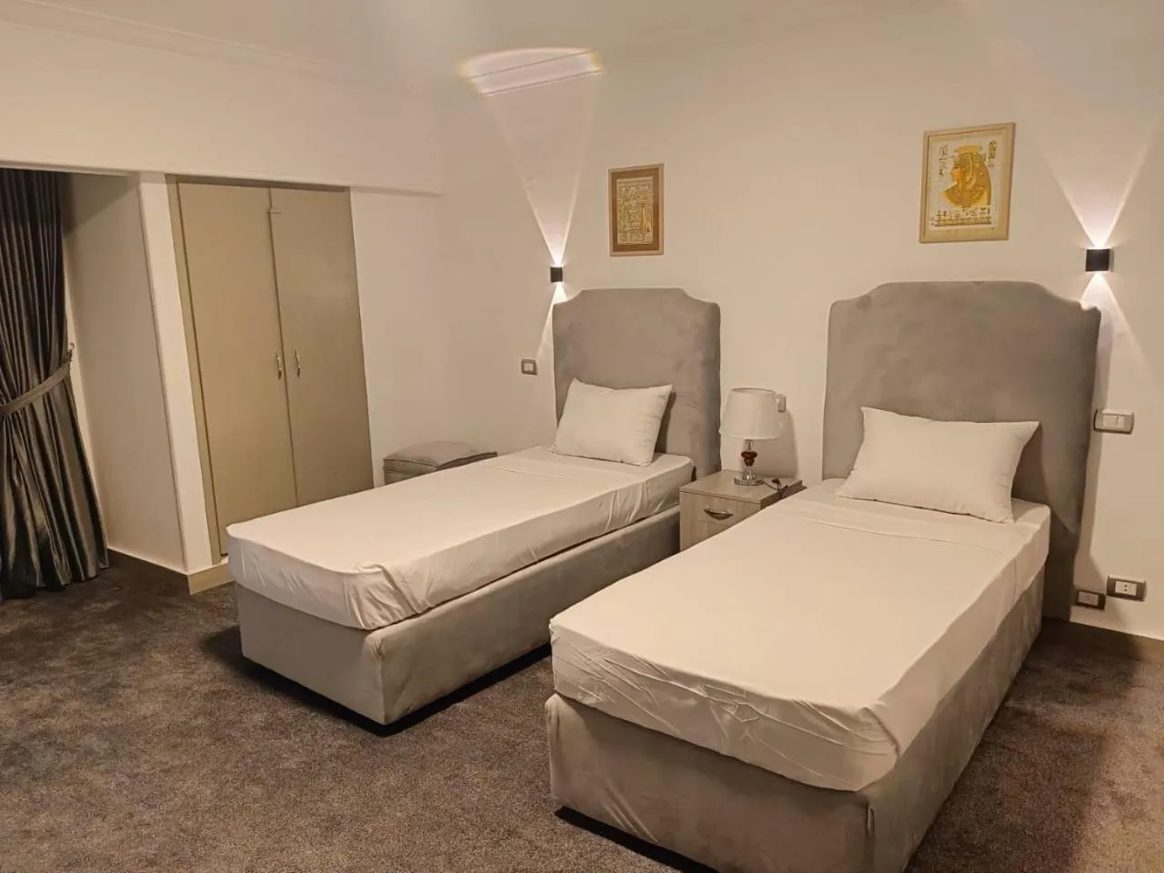 View (from property/room), Bed in Aura Inn Hotel Cairo