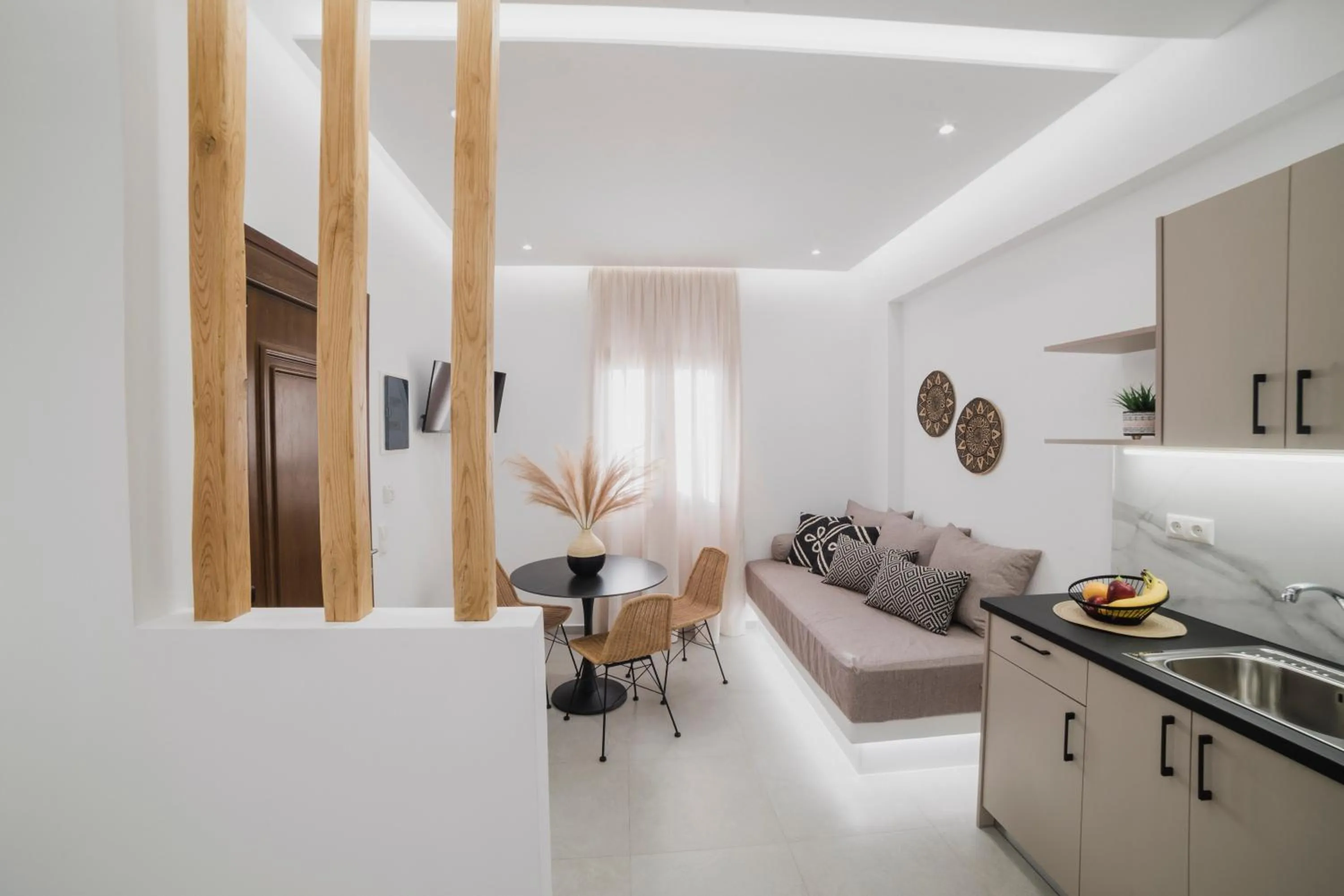 Kitchen or kitchenette in Petros Studios & Suites