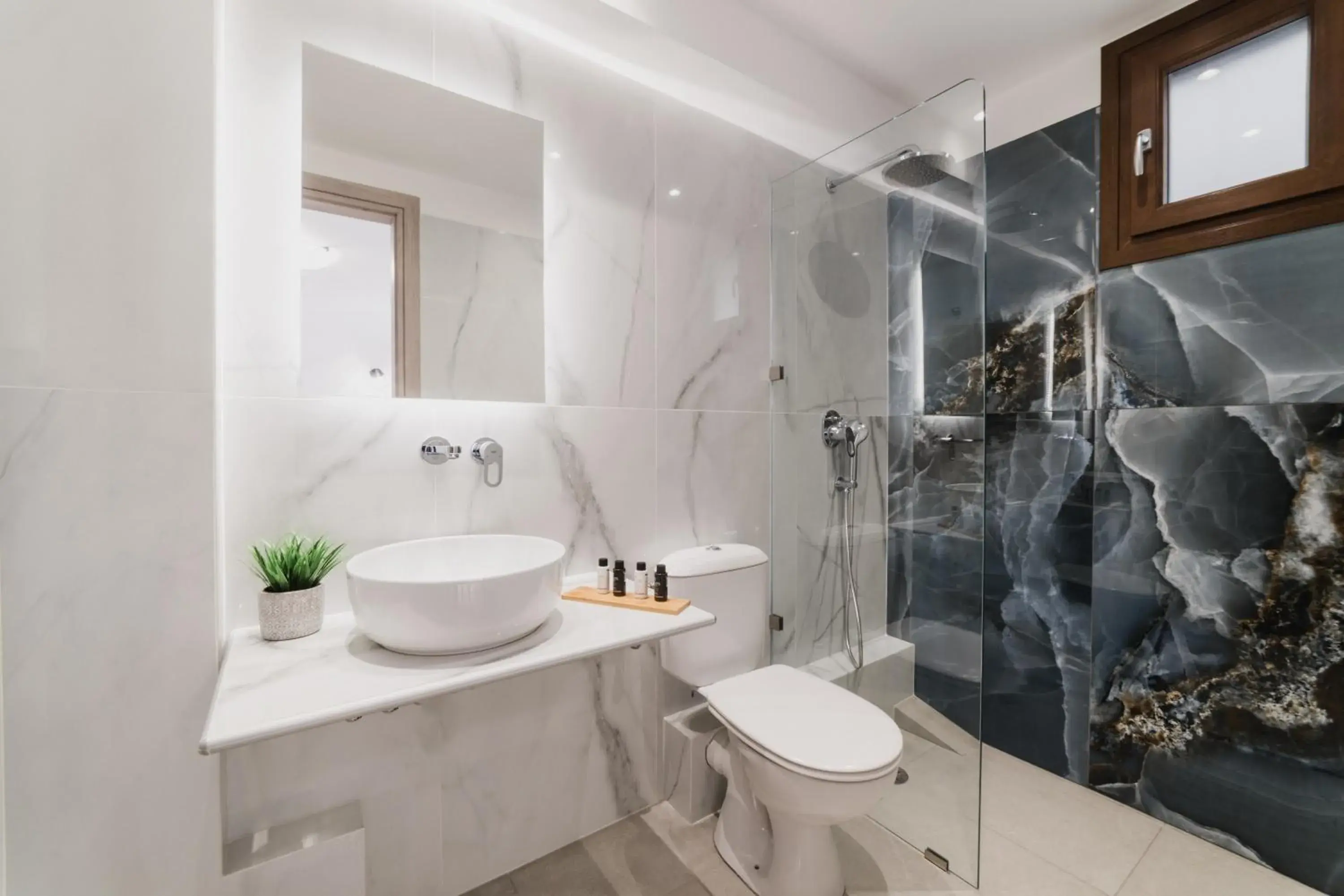 Deluxe Suite with Sea View in Petros Studios & Suites Deluxe Suite with Sea View in Petros Studios & Suites