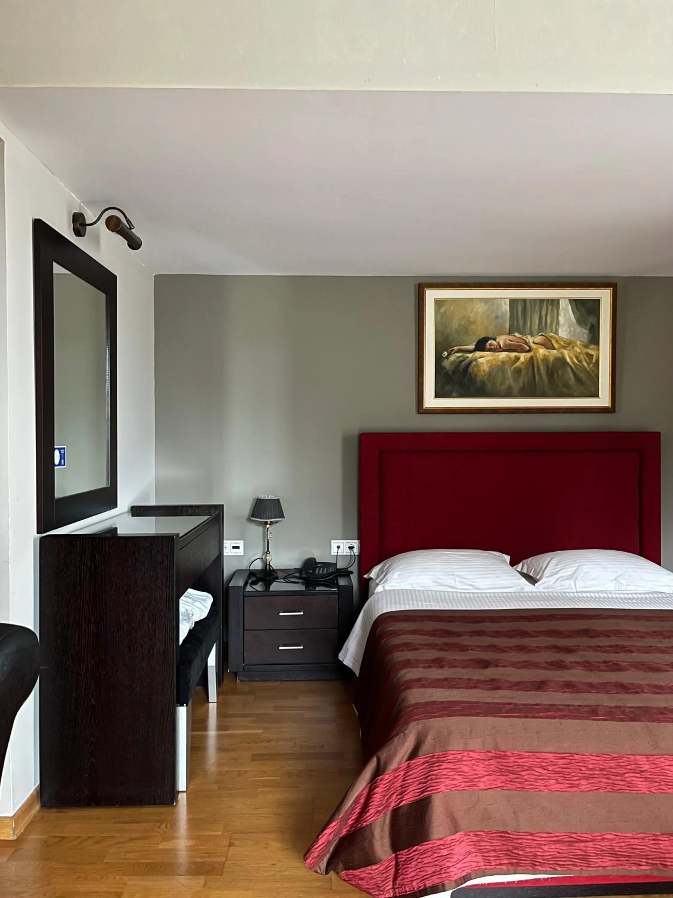 Epavlis Meteora Suites Hotel