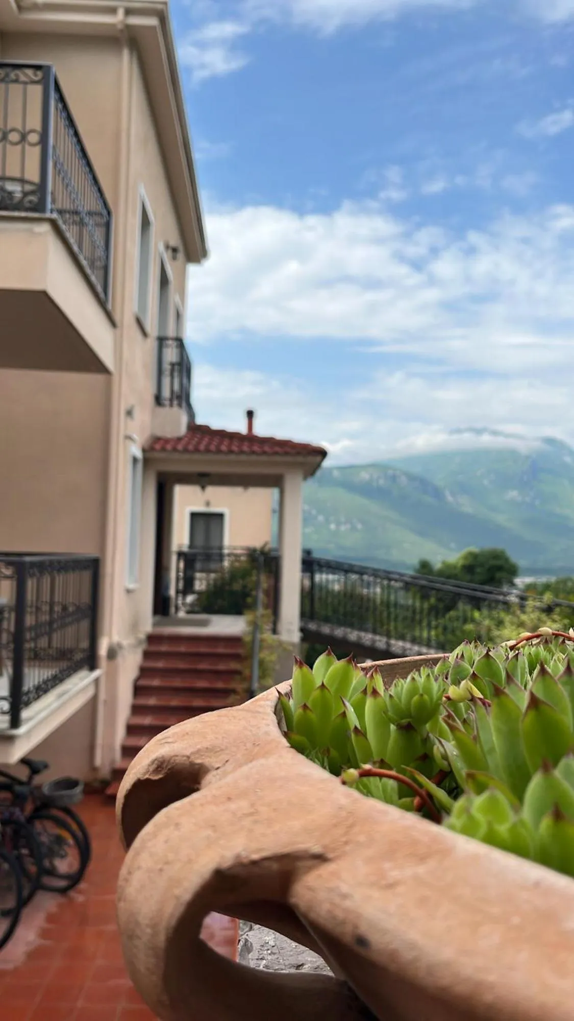 Epavlis Meteora Suites Hotel