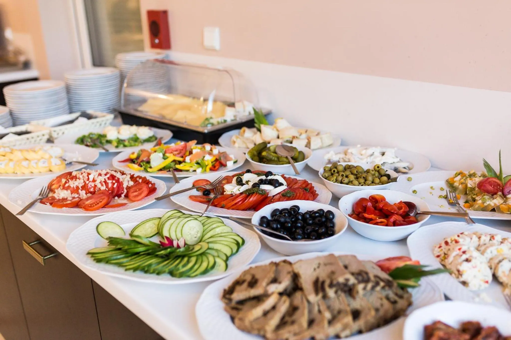 Food and drinks in Hotel Victoria