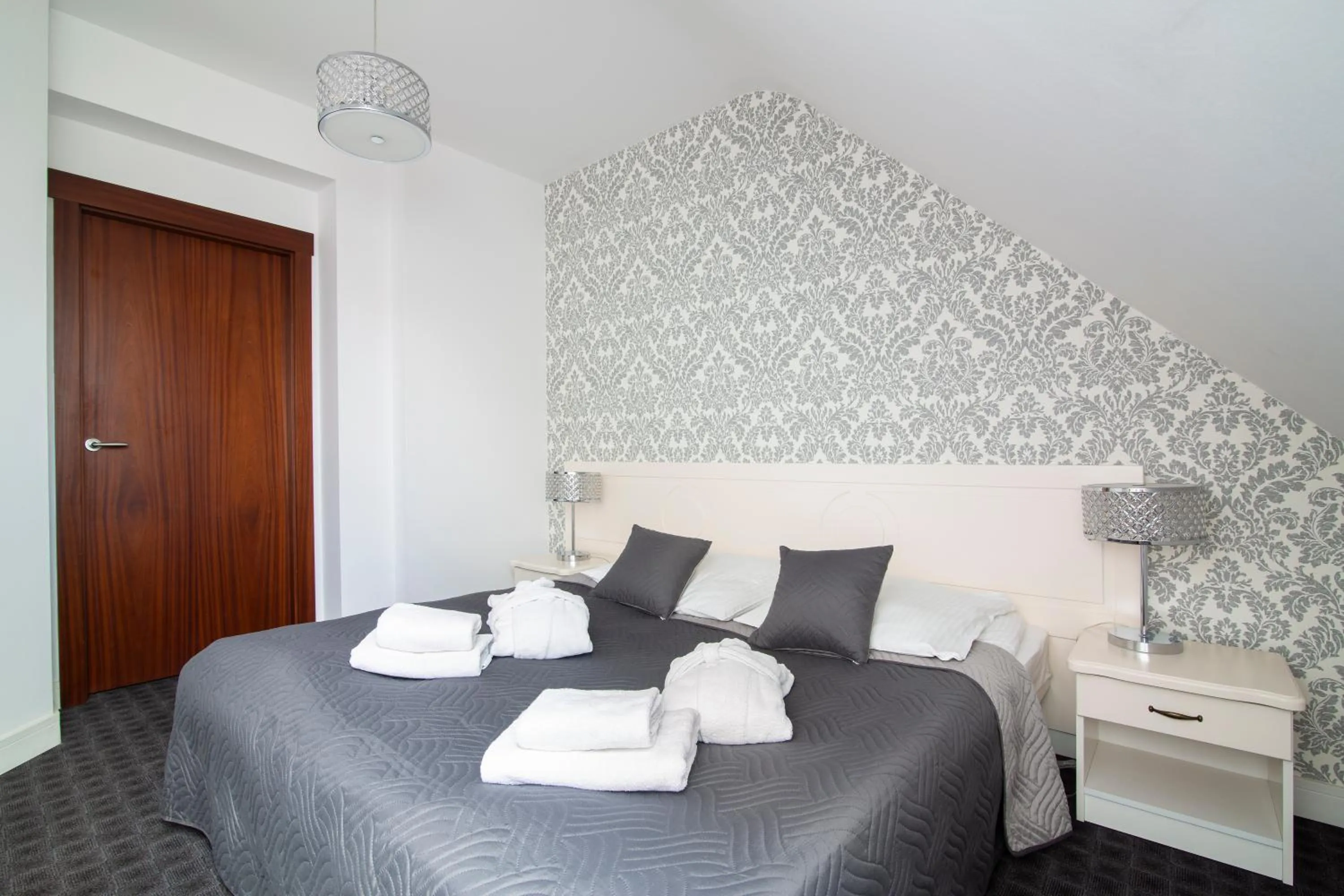 Bed in Hotel Victoria