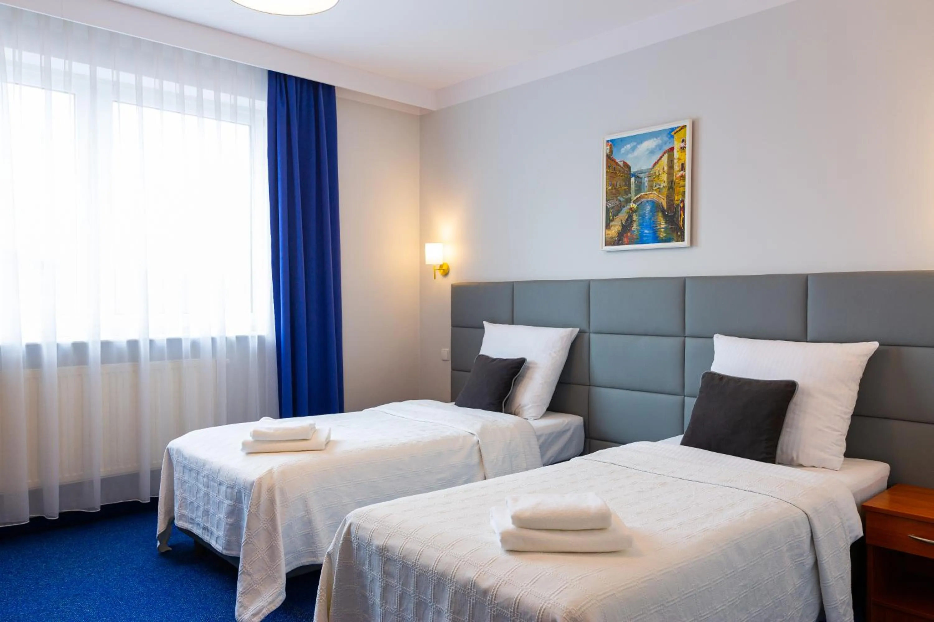 Bed in Hotel Victoria