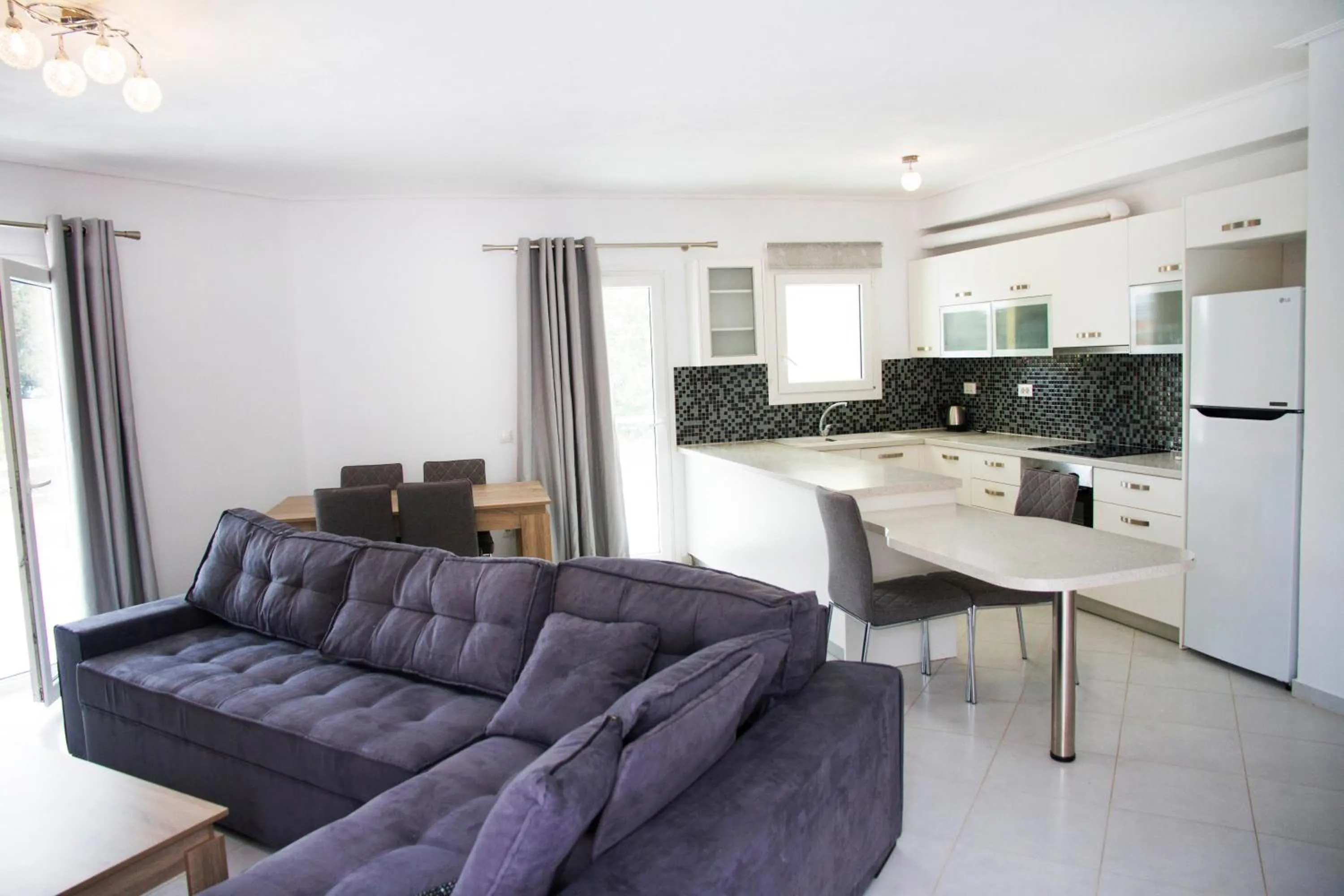 Iridanos Apartments