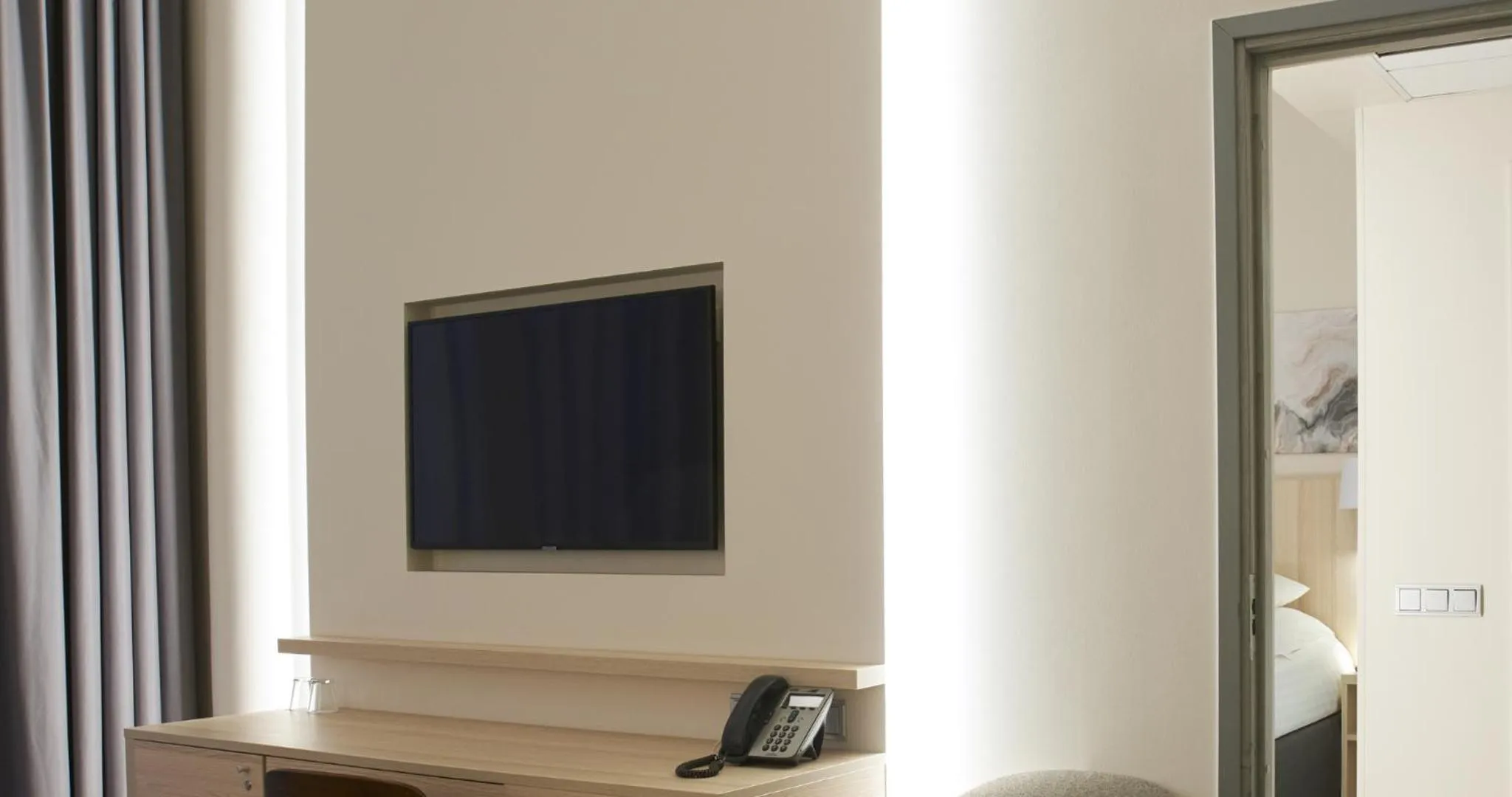 TV and multimedia in Tallink Spa & Conference Hotel