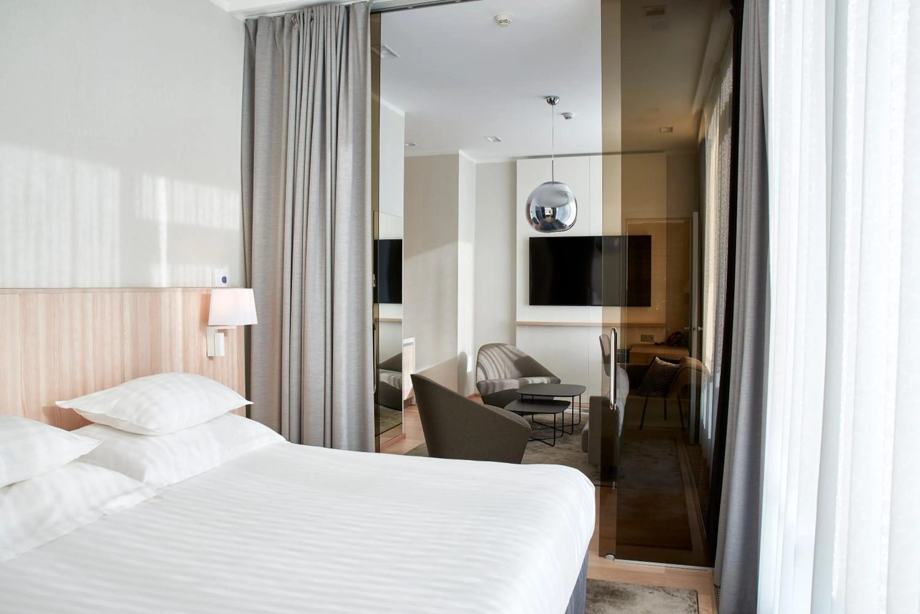 Seating area, Bed in Tallink Spa & Conference Hotel