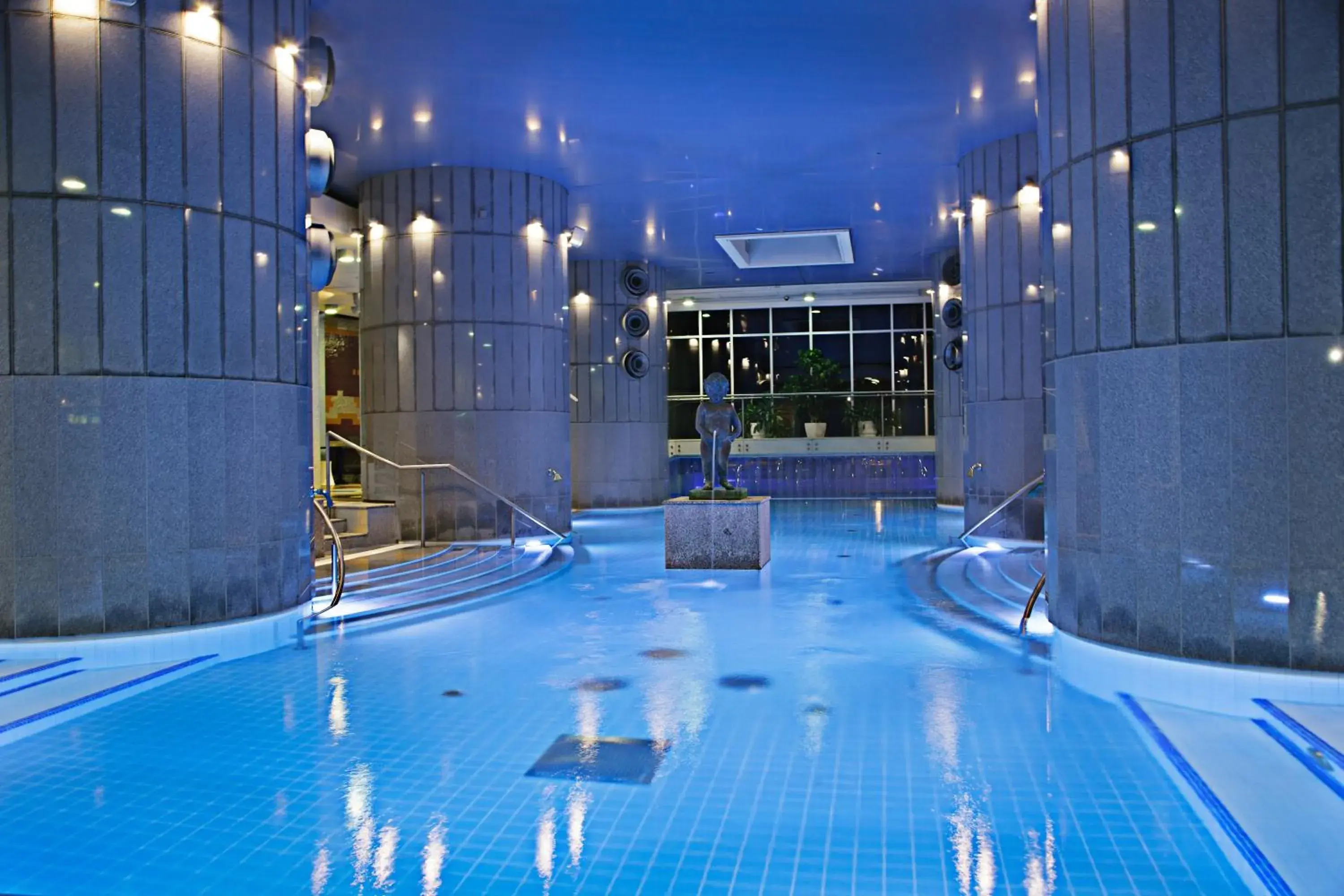 Swimming pool in Tallink Spa & Conference Hotel Swimming pool in Tallink Spa & Conference Hotel