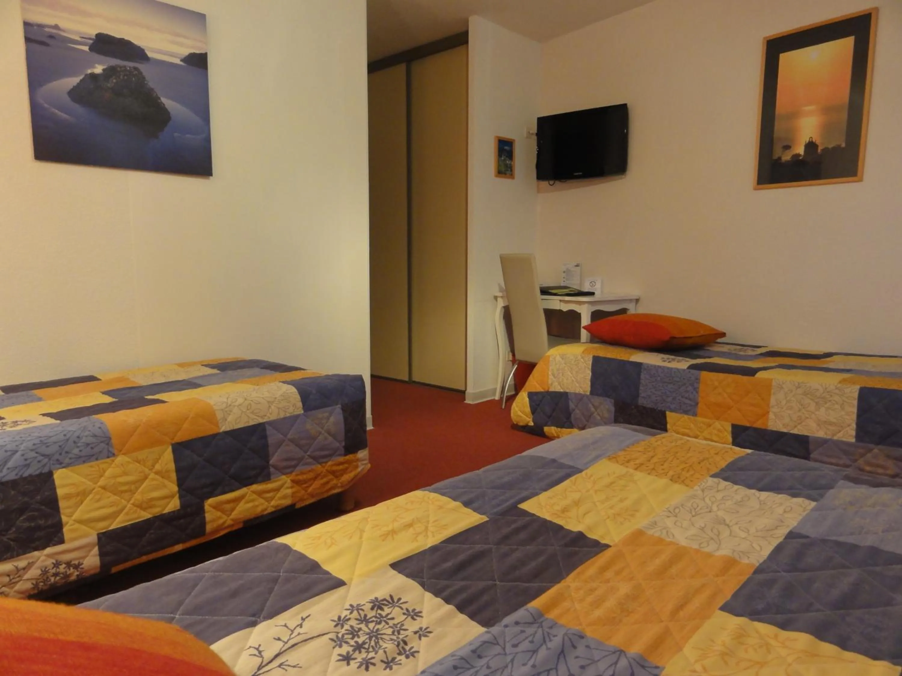 Bed in Hotel Princess