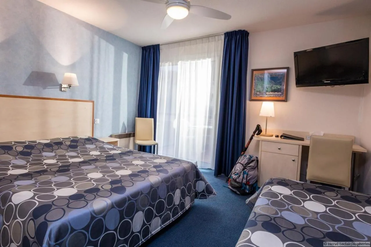 Bed in Hotel Princess