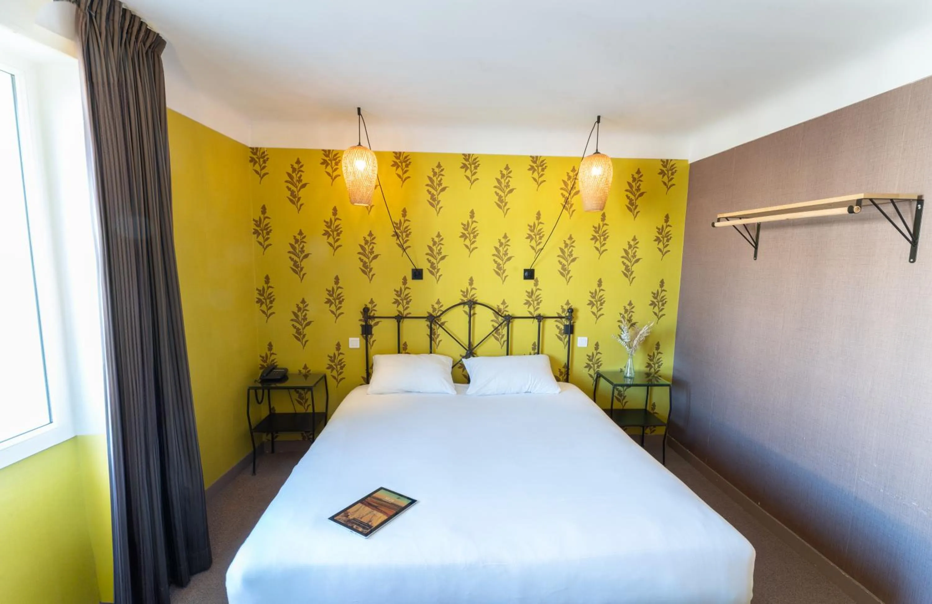 Breakfast, Bed in Grand Hôtel Niort Centre