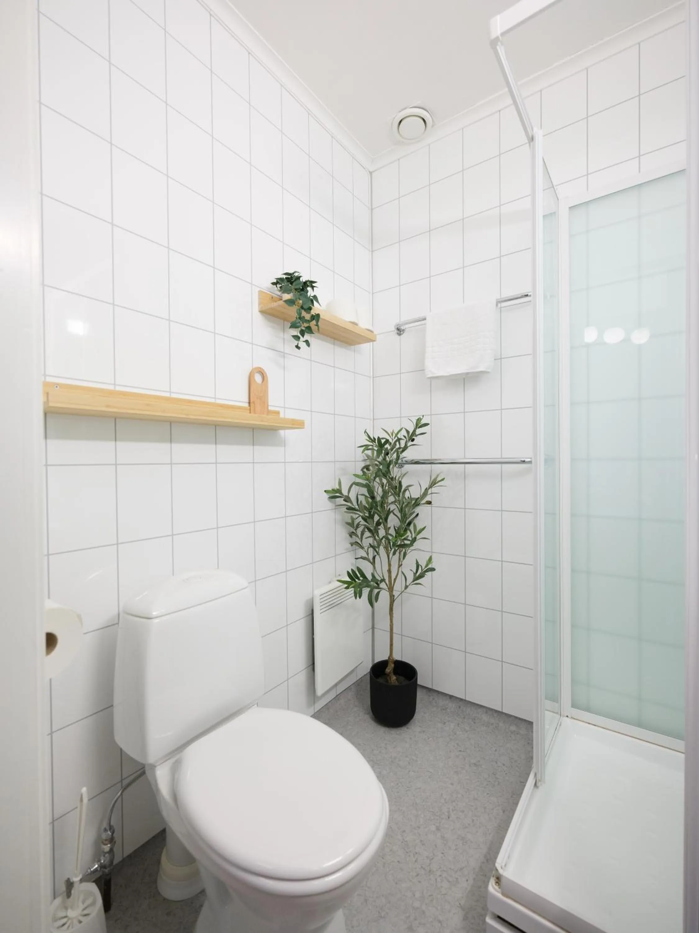 Bathroom in Hotel Utsikten - by Classic Norway Hotels